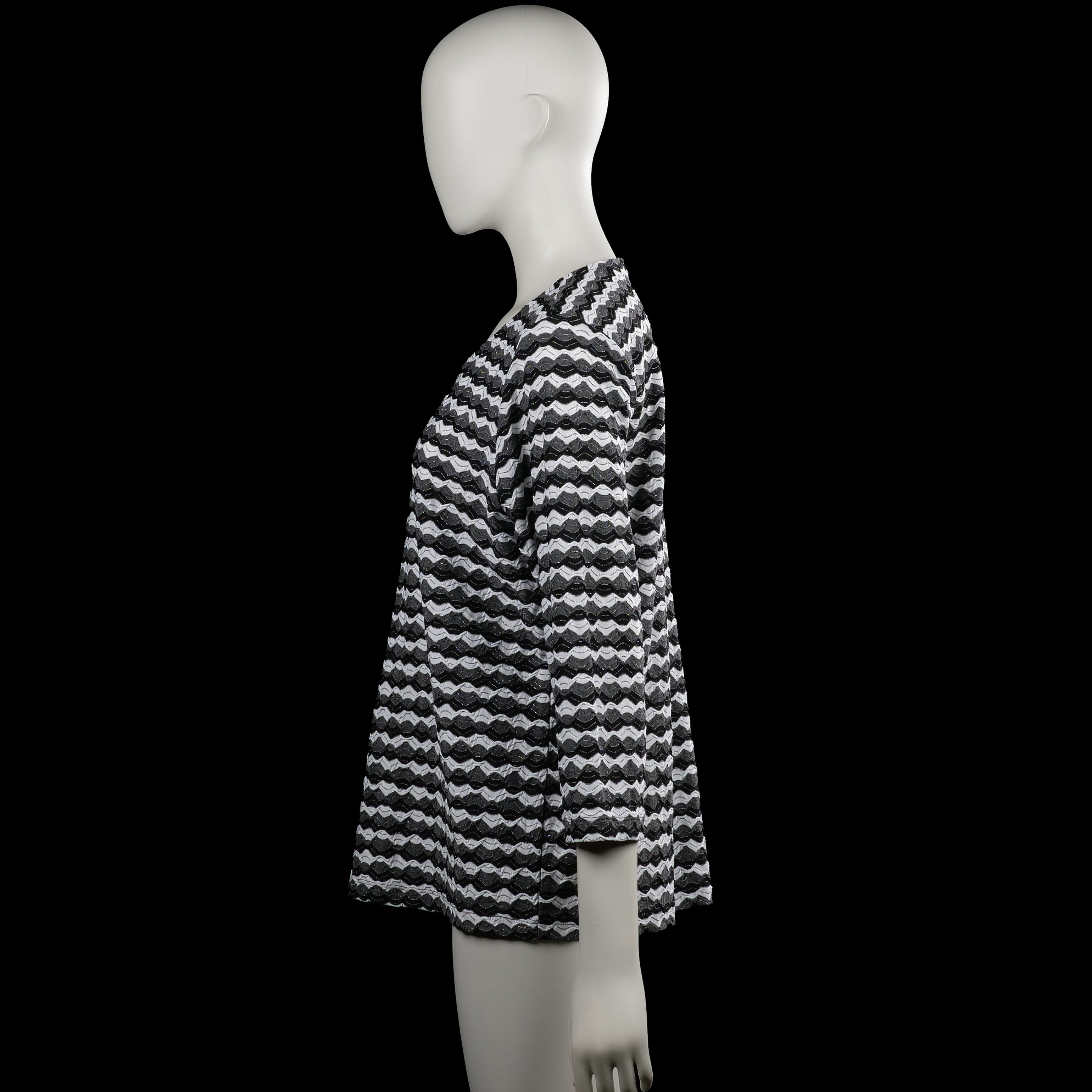 Long-sleeve top - Black & White - Size L