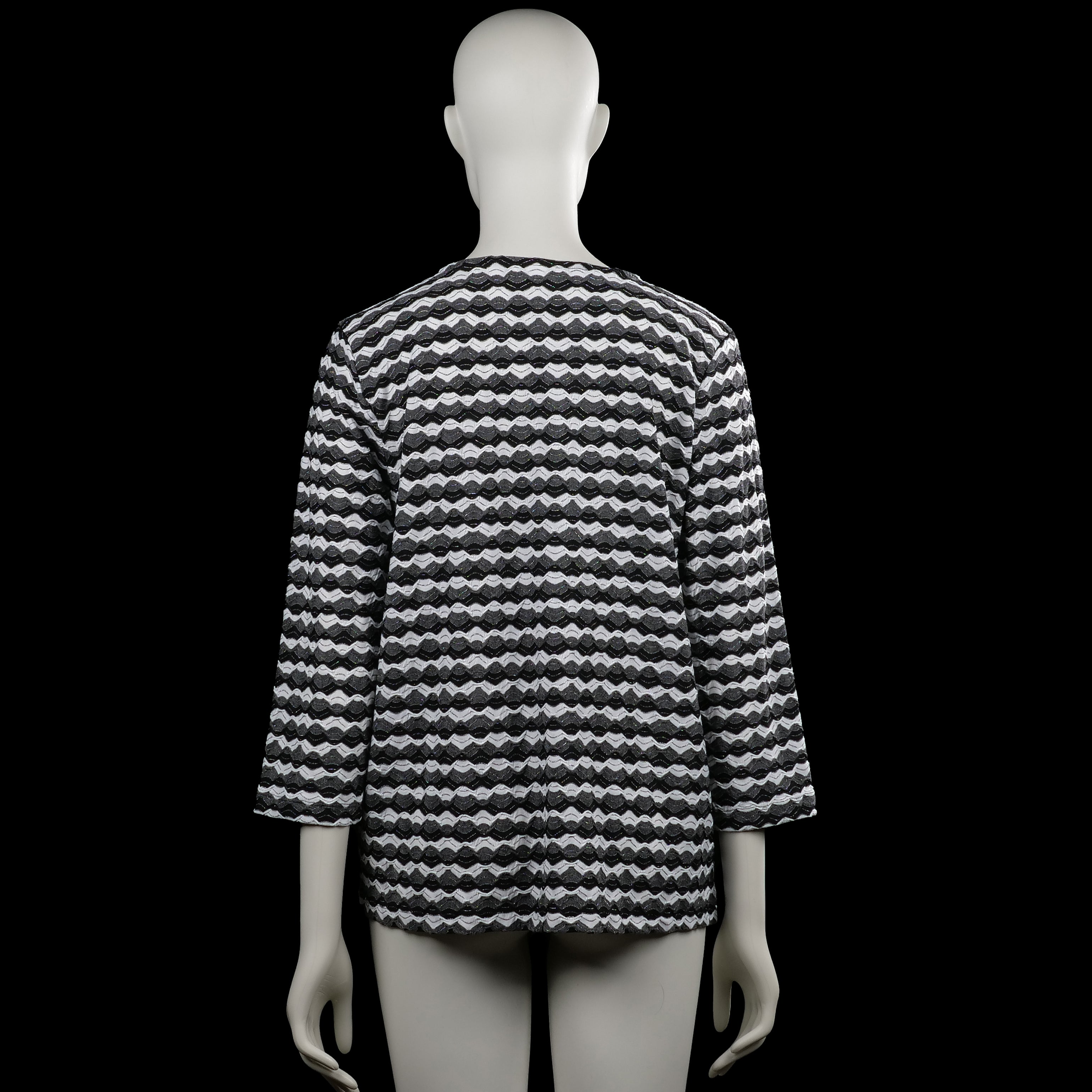 Long-sleeve top - Black & White - Size L
