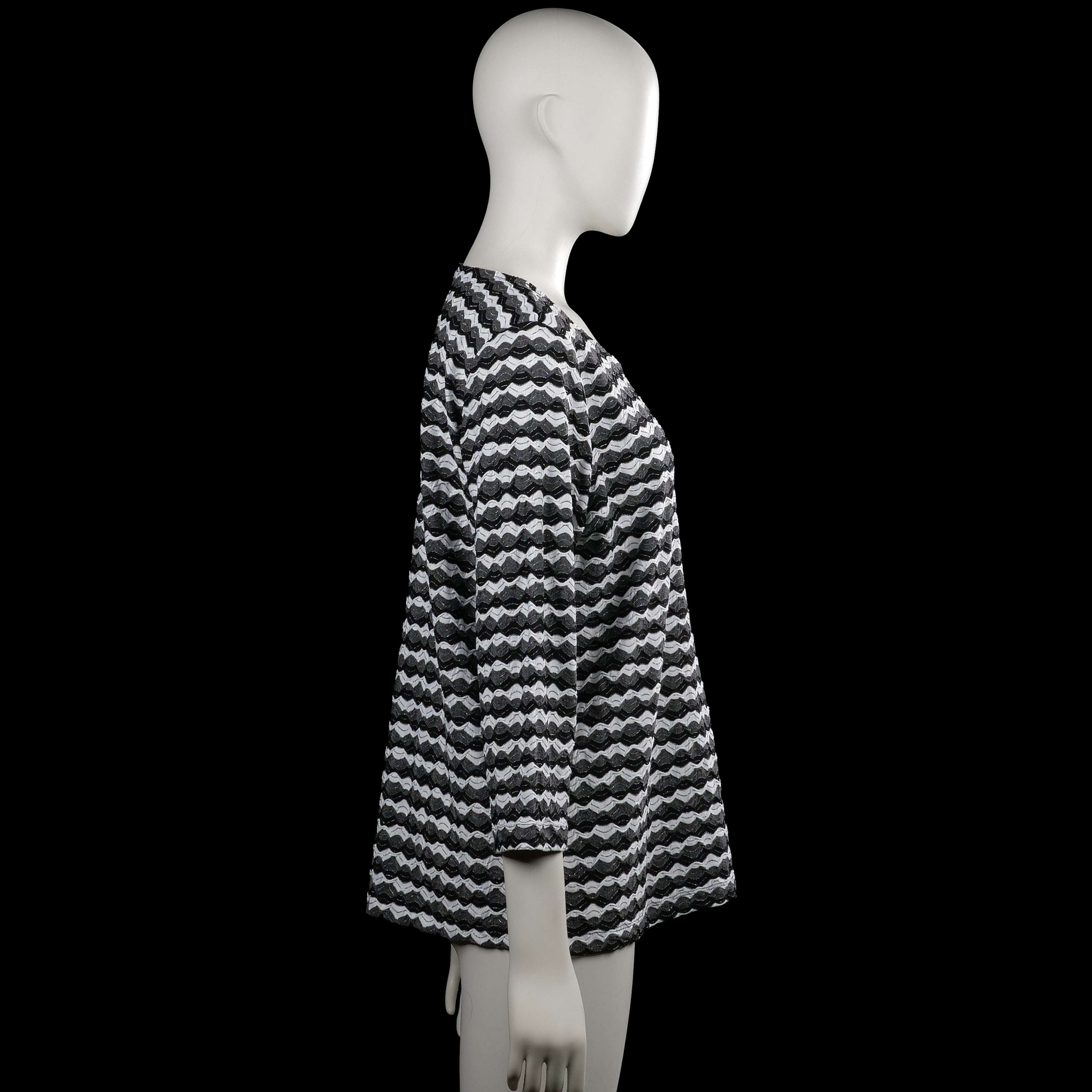 Long-sleeve top - Black & White - Size L