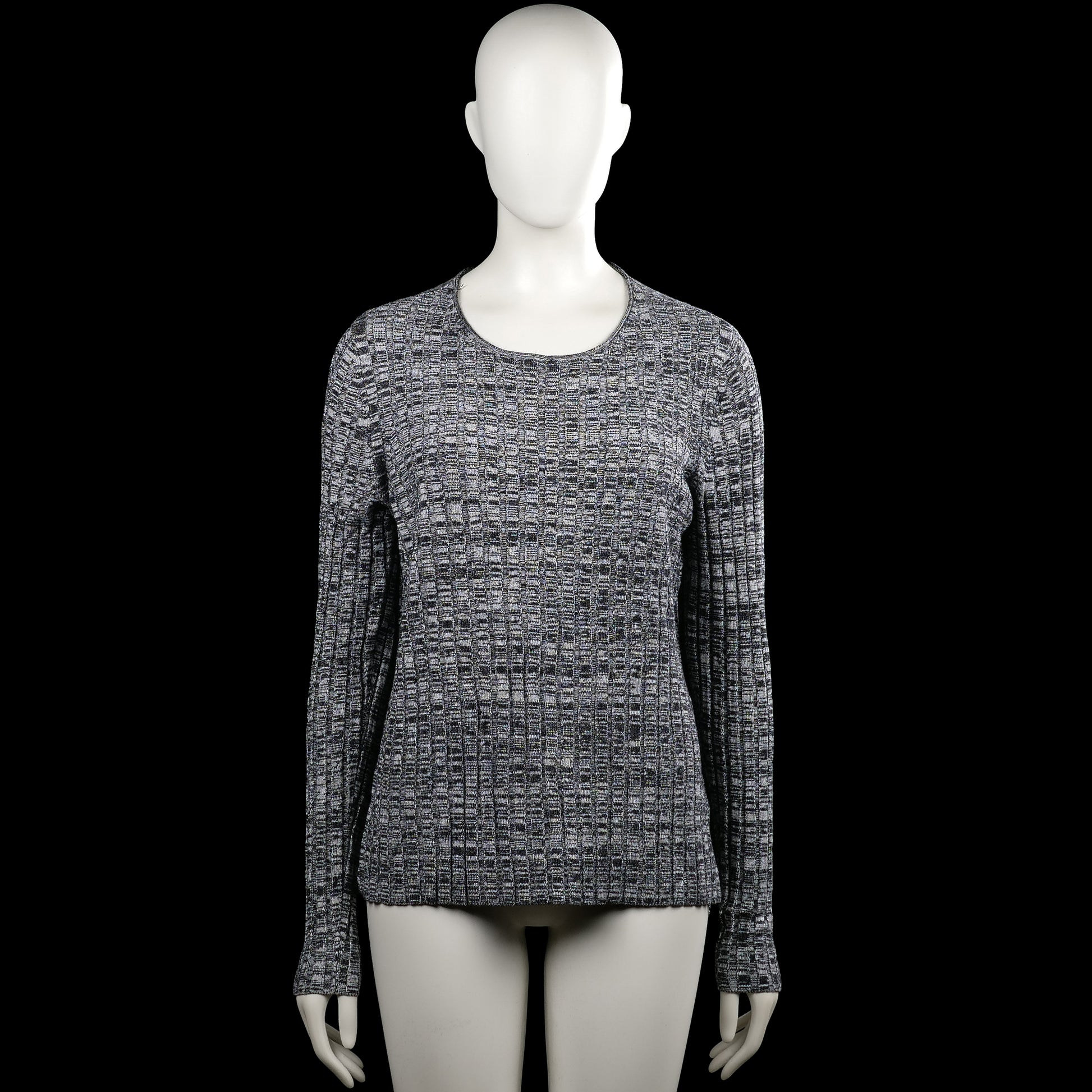 Jake's - Sweater - Gray & Black - Size M - Gray and black checked top with a scoop neckline and long sleeves. Straight hem with plain cuffs.
