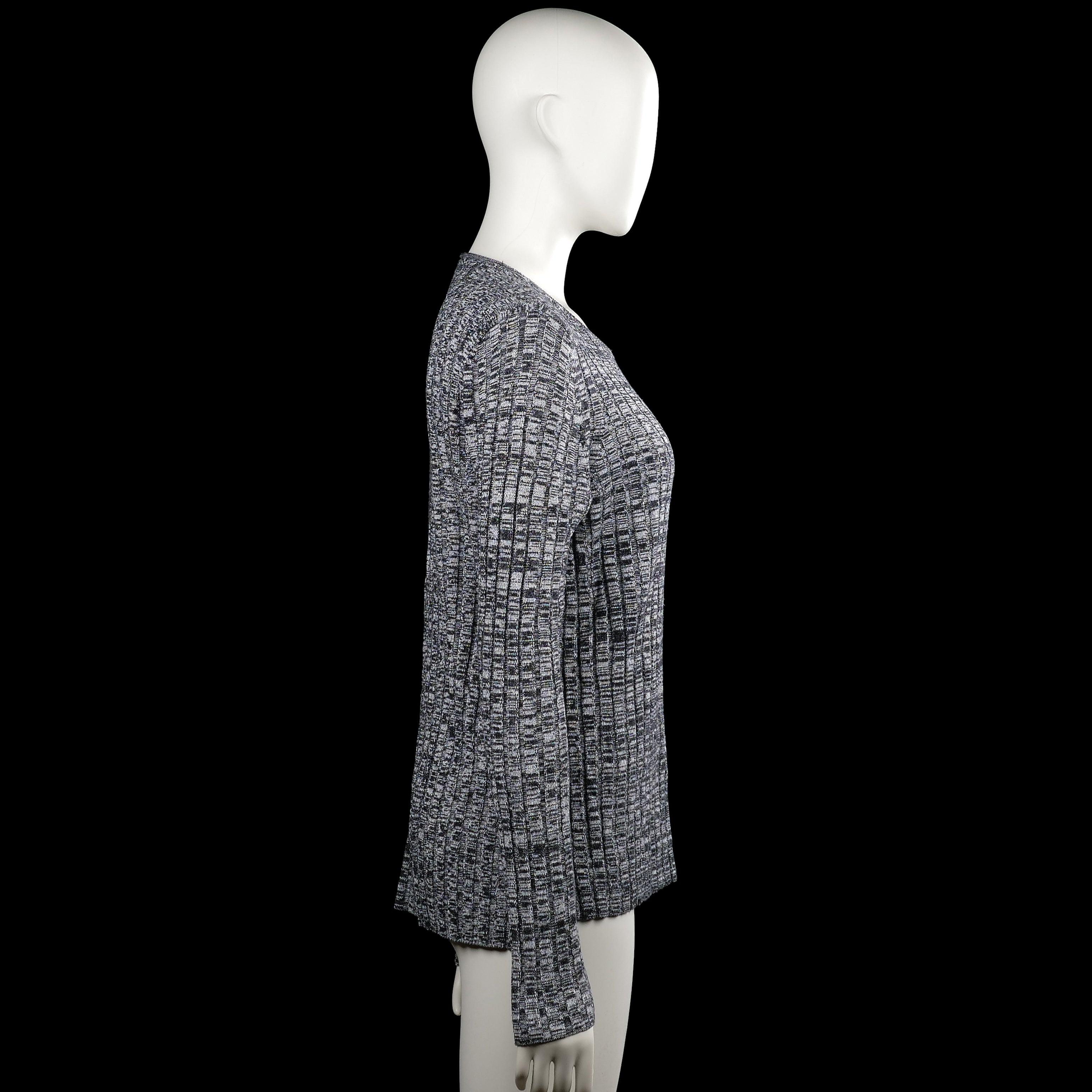 Sweater - Gray & Black - Size M