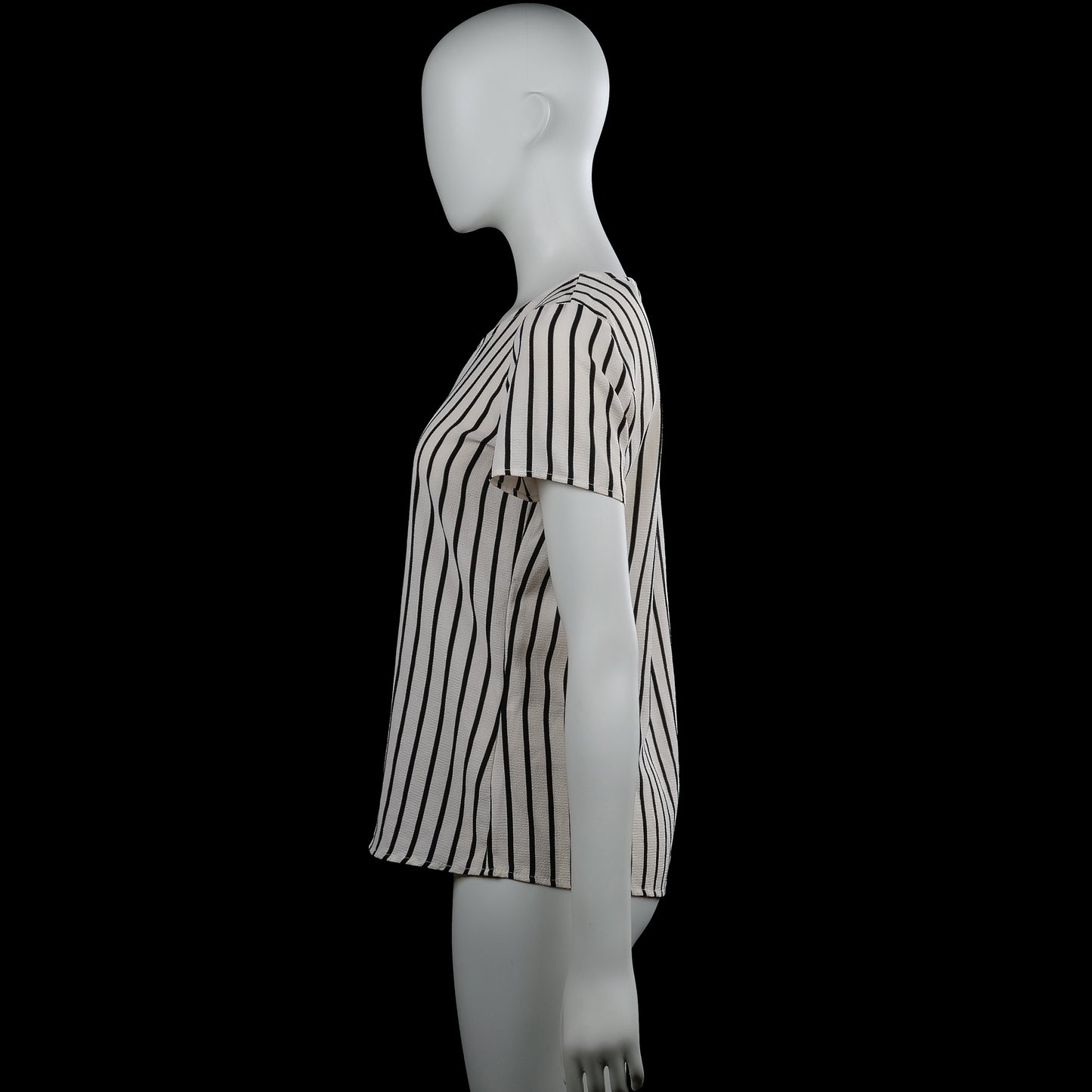T-shirt - White & Black - Size XS