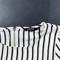 T-shirt - White & Black - Size XS