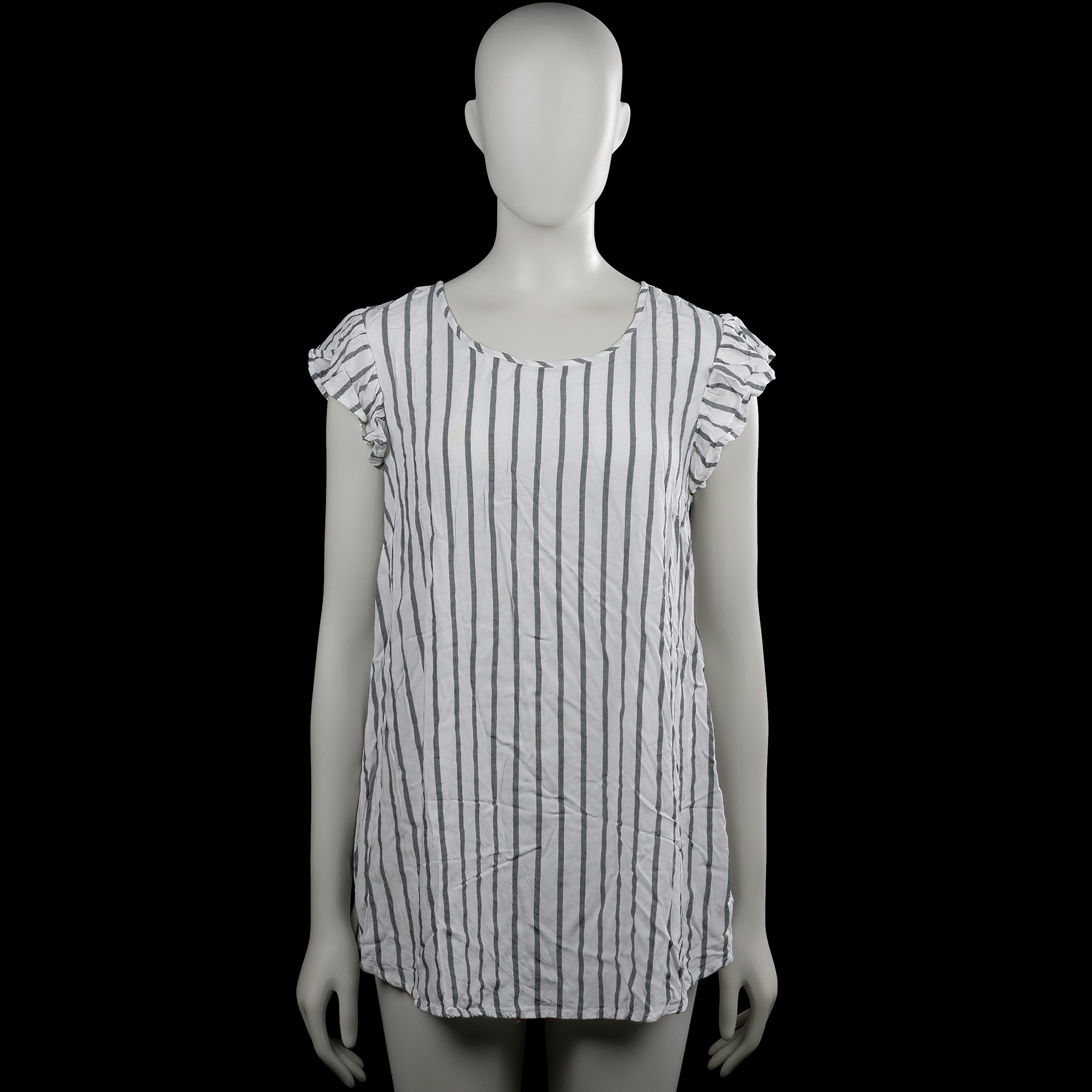 Gina mama - Tunic - White & Gray - Size 38 - White and gray vertically striped top with a scoop neckline and short ruffle sleeves. Features a curved hem and a small back keyhole opening with a button closure.