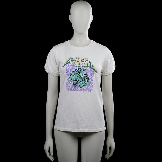 Ambika - T-shirt - White - Size M, L - White short-sleeve T-shirt with a round neck and rolled sleeve cuffs. Features a large front graphic print and a straight hem.