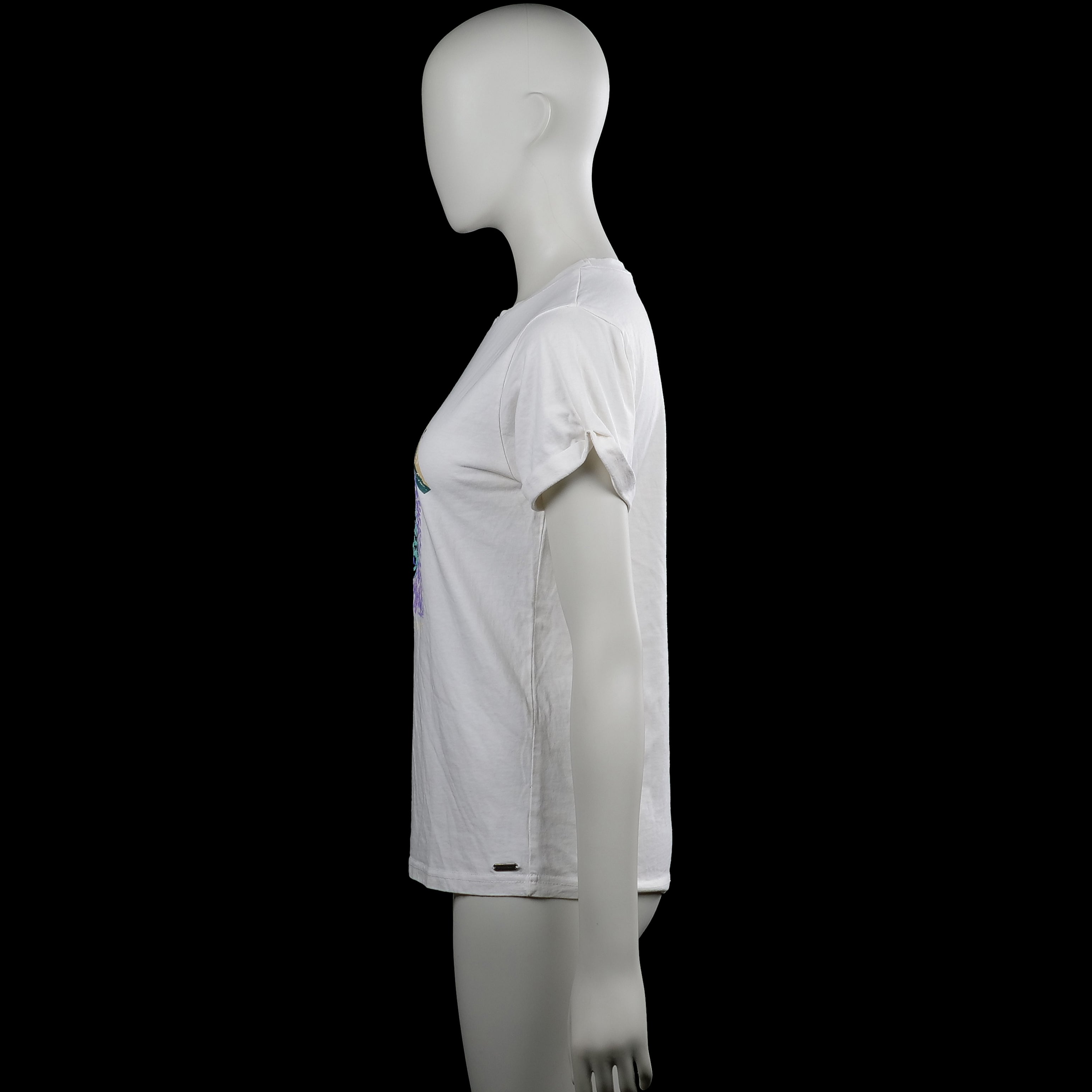T-shirt - White - Size M, L
