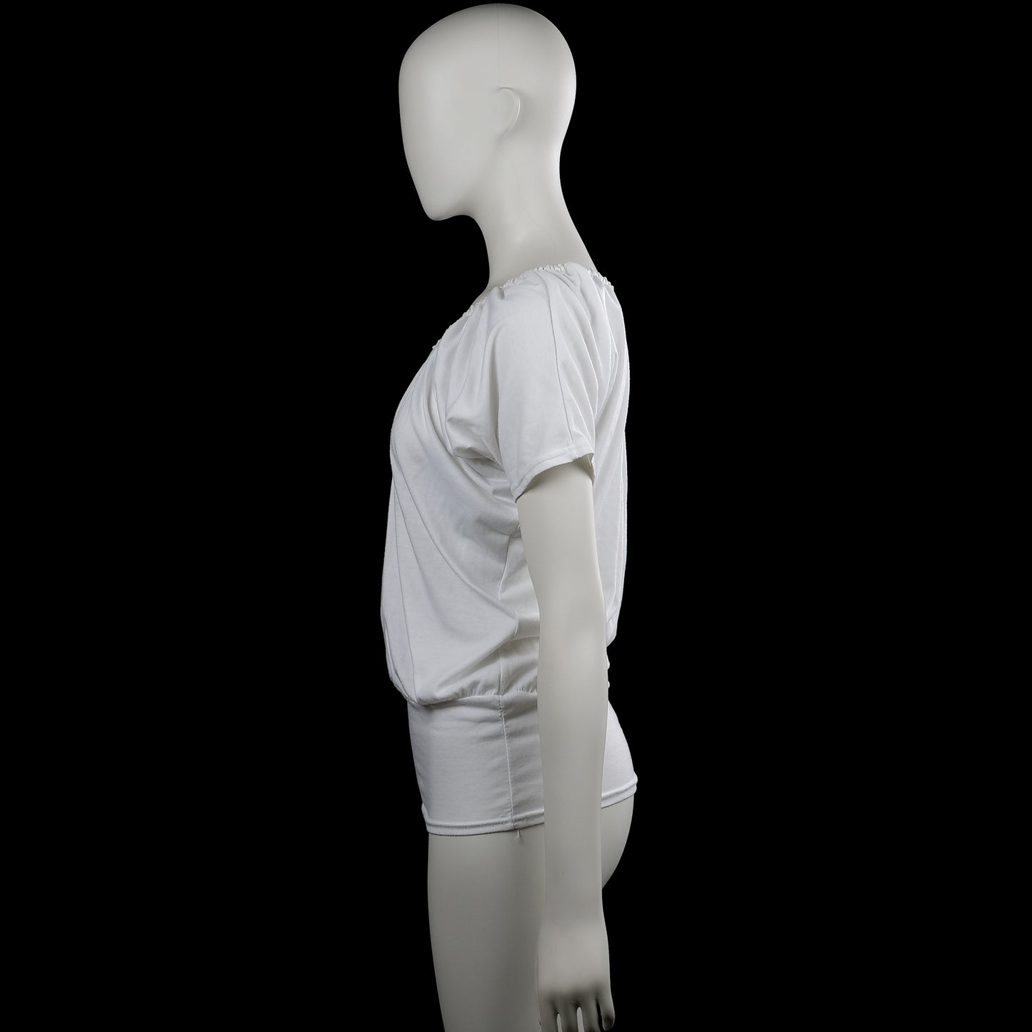T-shirt - White - Size M