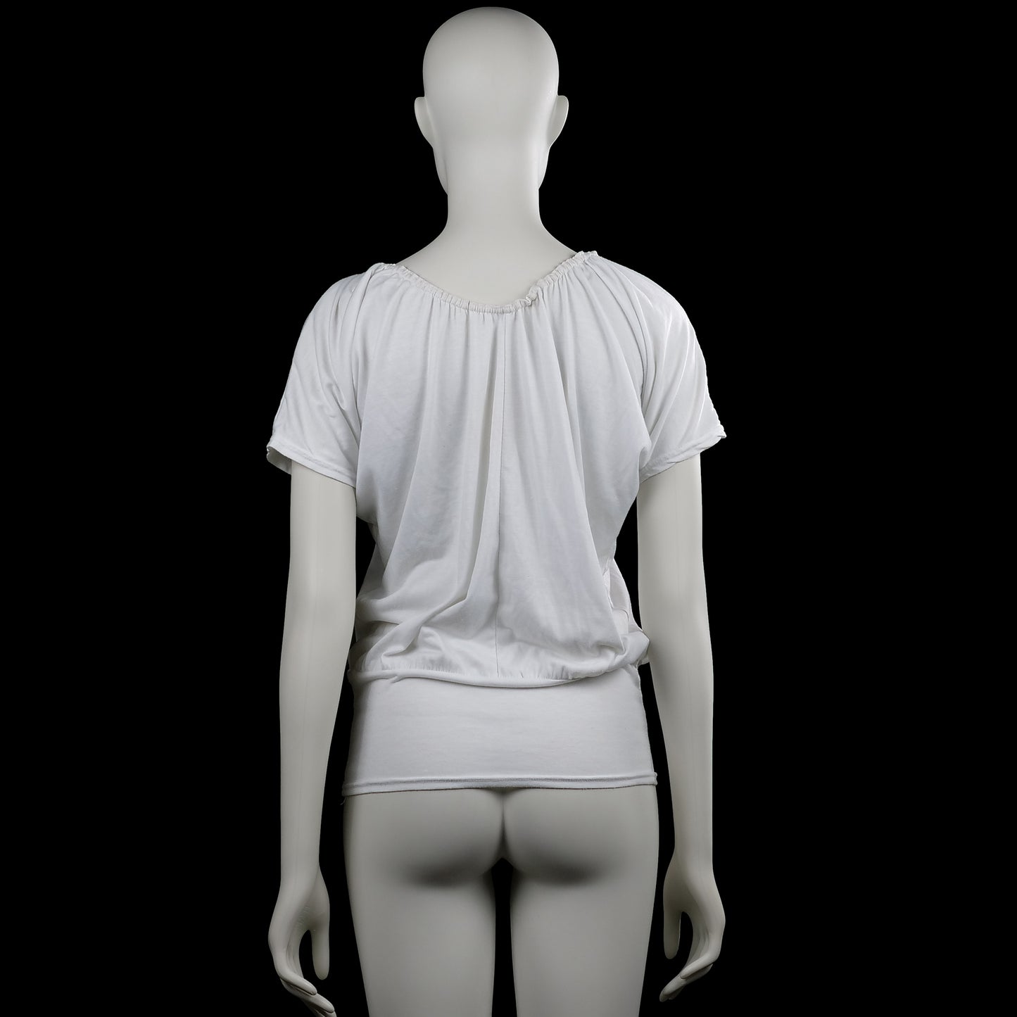 T-shirt - White - Size M
