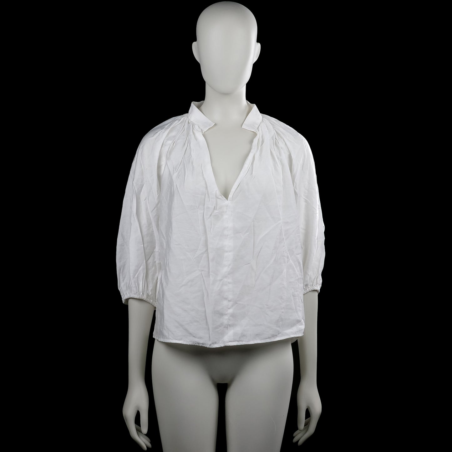 H&M - Blouse - White - Size S - White solid blouse with a V-neck and a small collar. Three-quarter puff sleeves with elastic cuffs and a straight hem.