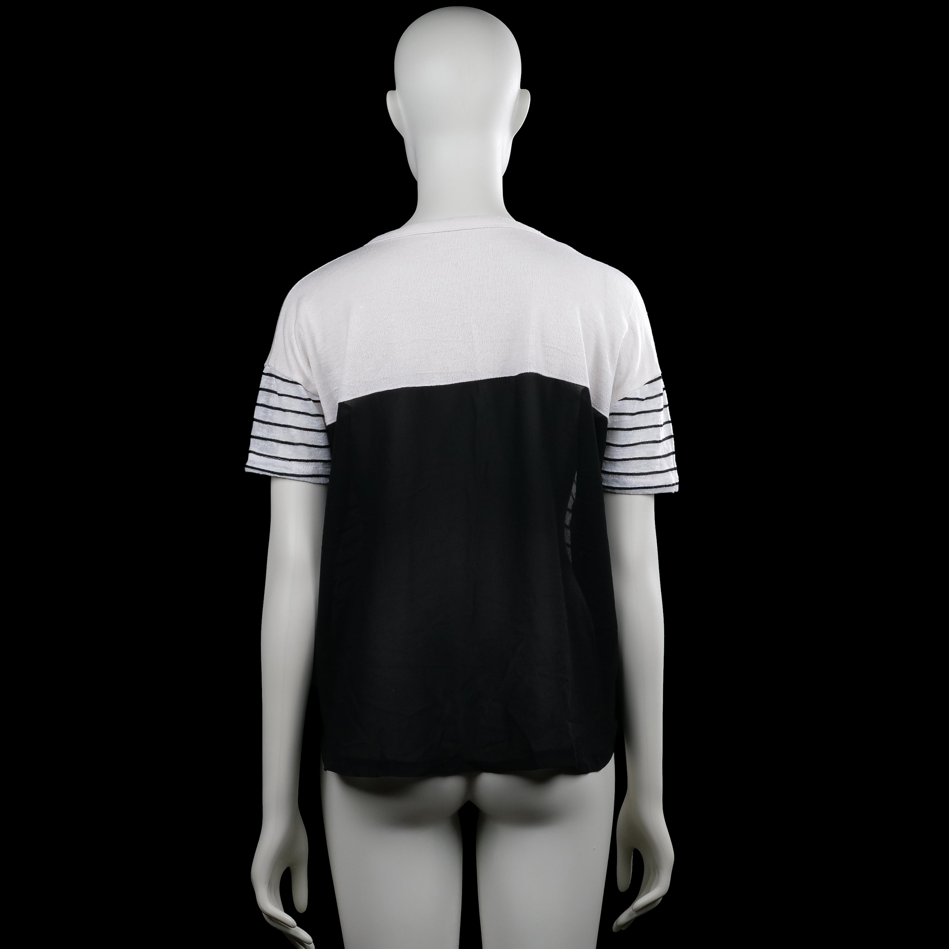 T-shirt - White & Black - Size L