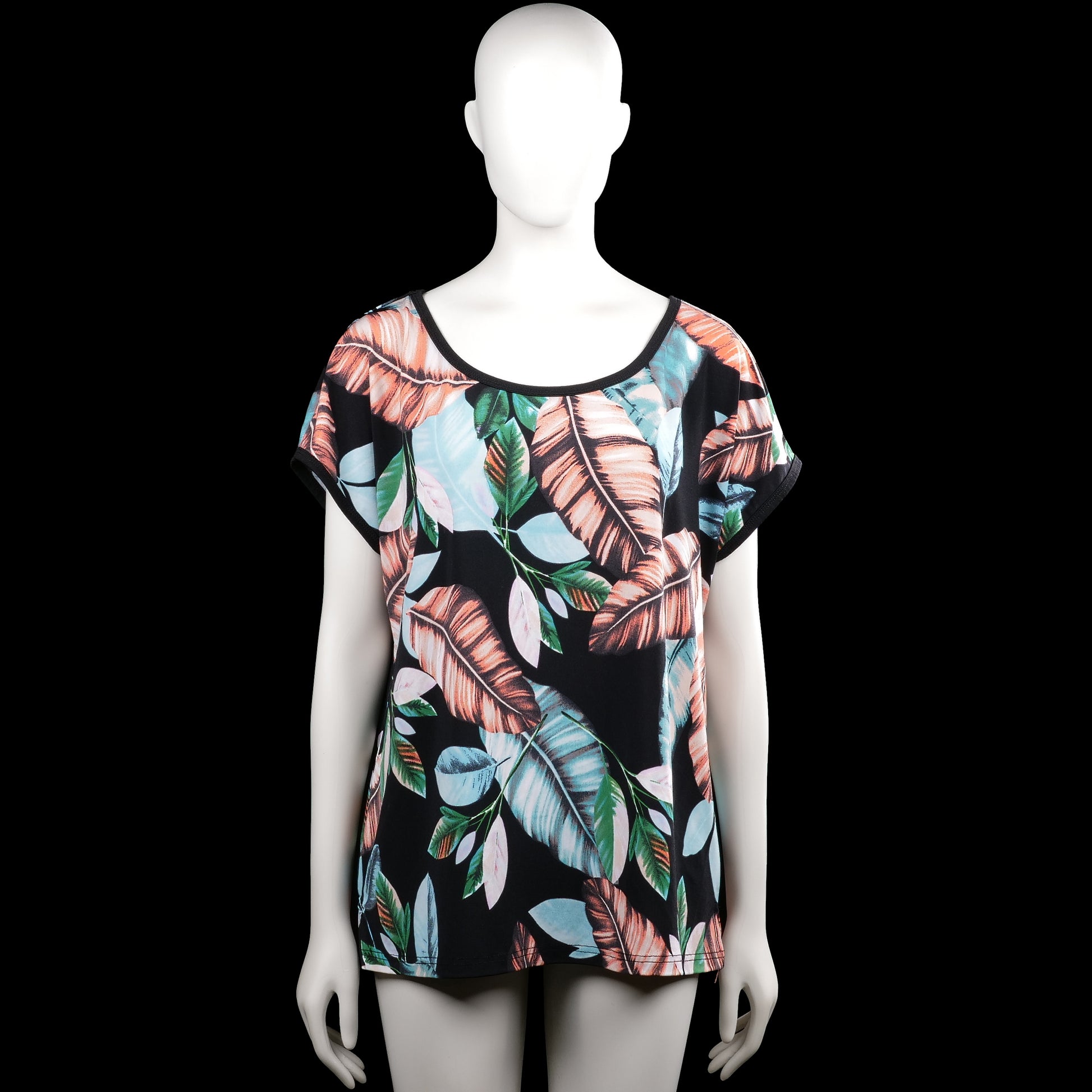 Norah - T-shirt - Multicolored - Size 40 - Multicolored floral top with a scoop neckline and short sleeves. Features plain sleeve cuffs and a straight hem.