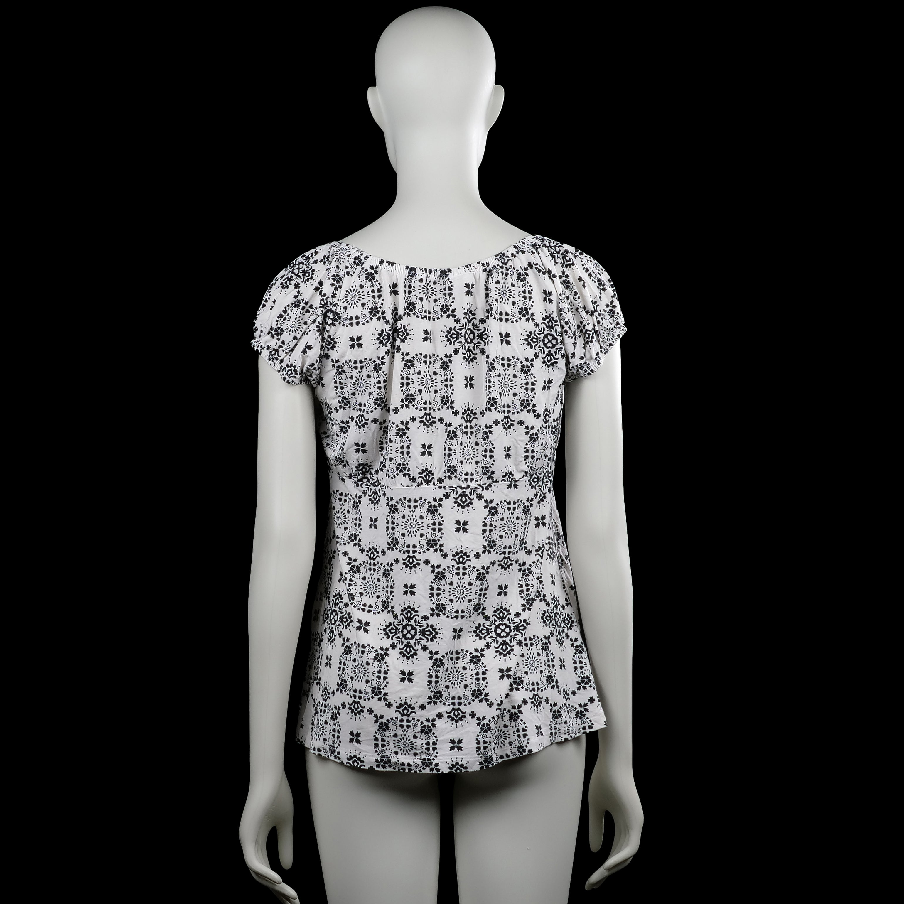 Blouse - White & Black - Size M