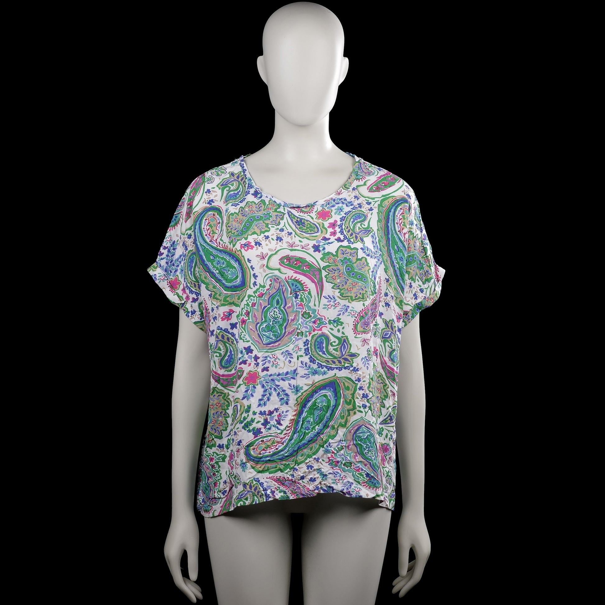 Jyothi - Blouse - White - Size XXL - White top with a multicolor paisley pattern and a scoop neckline. Features short sleeves with plain cuffs and a straight hem.