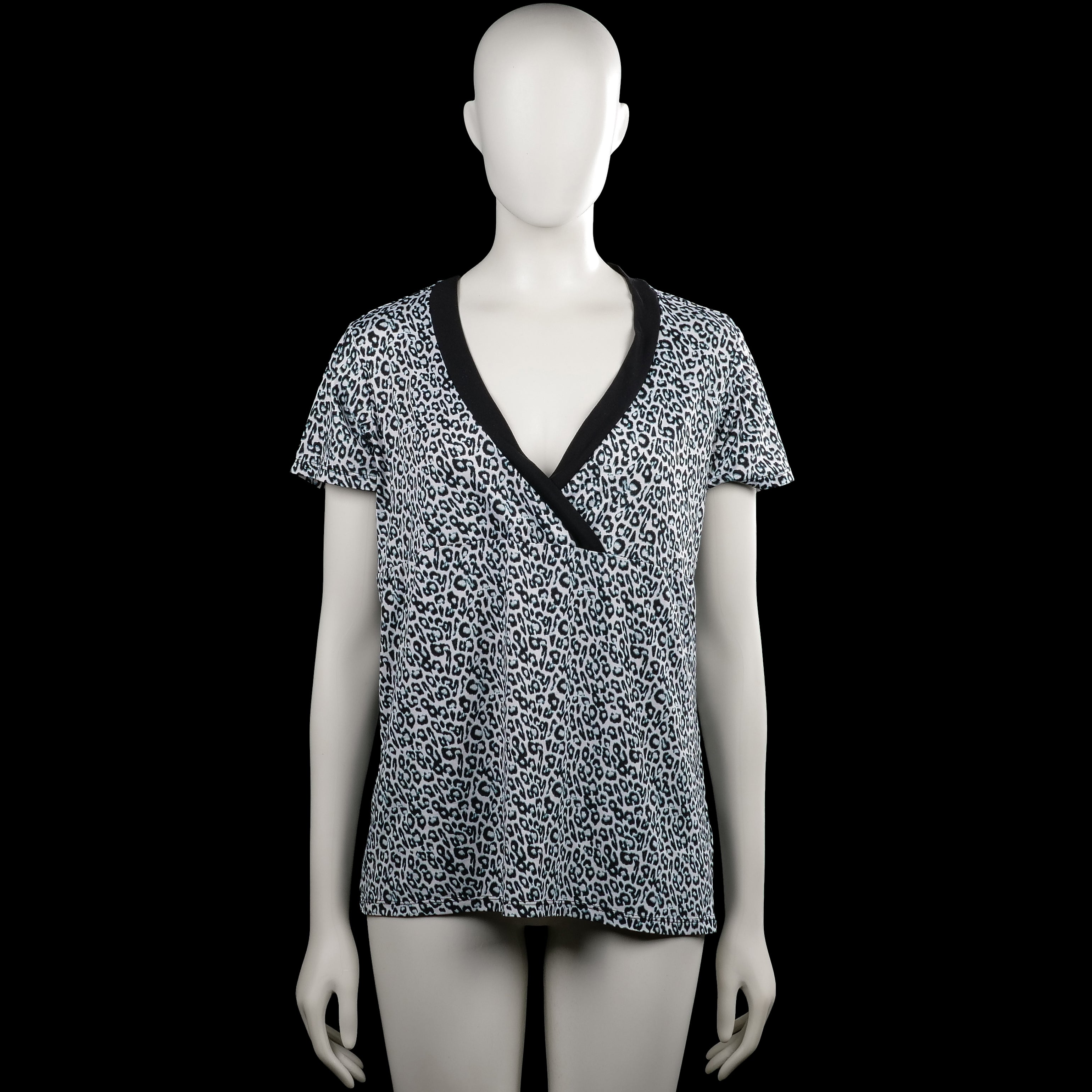 Studio badgley mischka - T-shirt - White & Black - Size S - White and black leopard-pattern top with a V-neck and black trim. Short sleeves with plain cuffs and a straight hem.