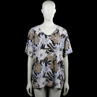 Nanso - T-shirt - White & Brown - Size XXXL - White and brown floral top with a V-neckline and short sleeves. Straight hem with plain sleeve cuffs.