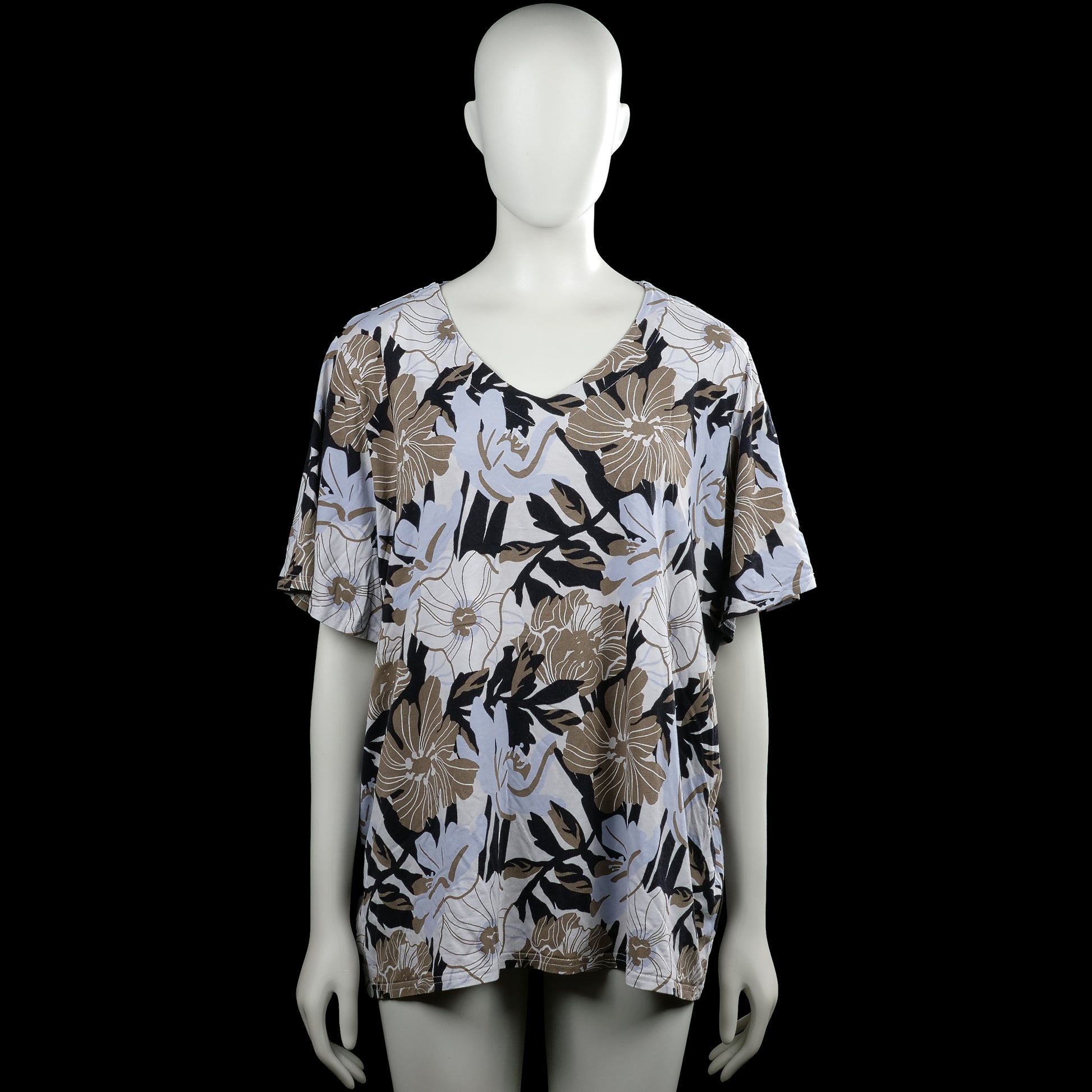 Nanso - T-shirt - White & Brown - Size XXXL - White and brown floral top with a V-neckline and short sleeves. Straight hem with plain sleeve cuffs.