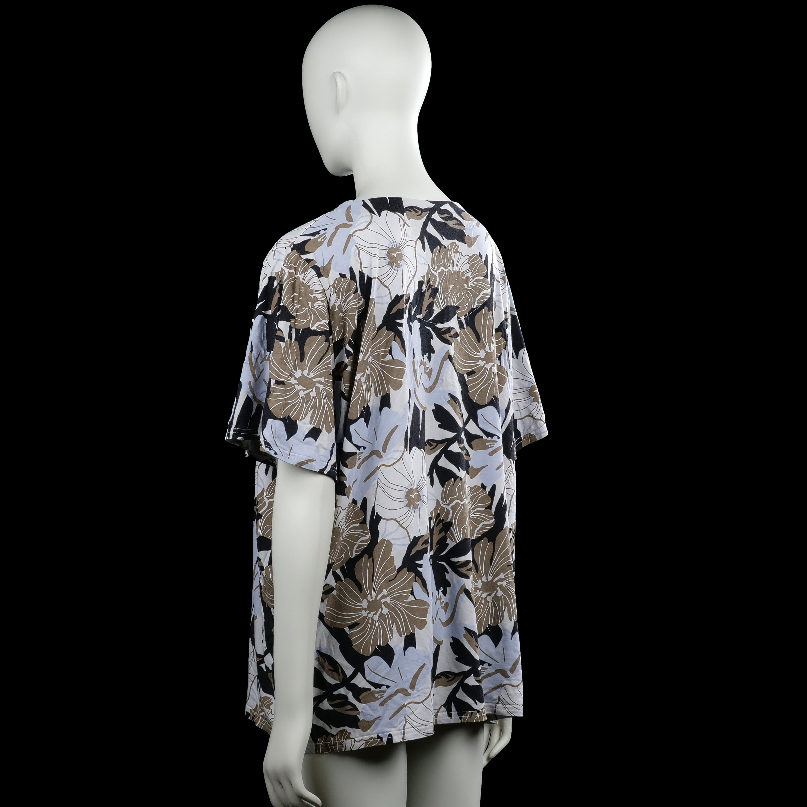 T-shirt - White & Brown - Size XXXL