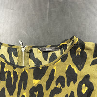 T-shirt - Olive & Black - Size 38