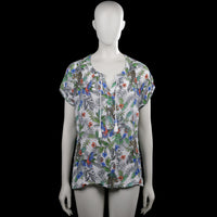 Anna blue - Blouse - Multicolored - Size L - Multicolored printed top with a V-neck and short sleeves. Features a front tie at the neckline with tassel ends and a straight hem.