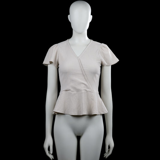 Lindex Holly & Whyte - Blouse - Ivory - Size XS - Ivory solid top with a V-neck and short flutter sleeves. Overlap front detail with a peplum hem and plain sleeve cuffs.