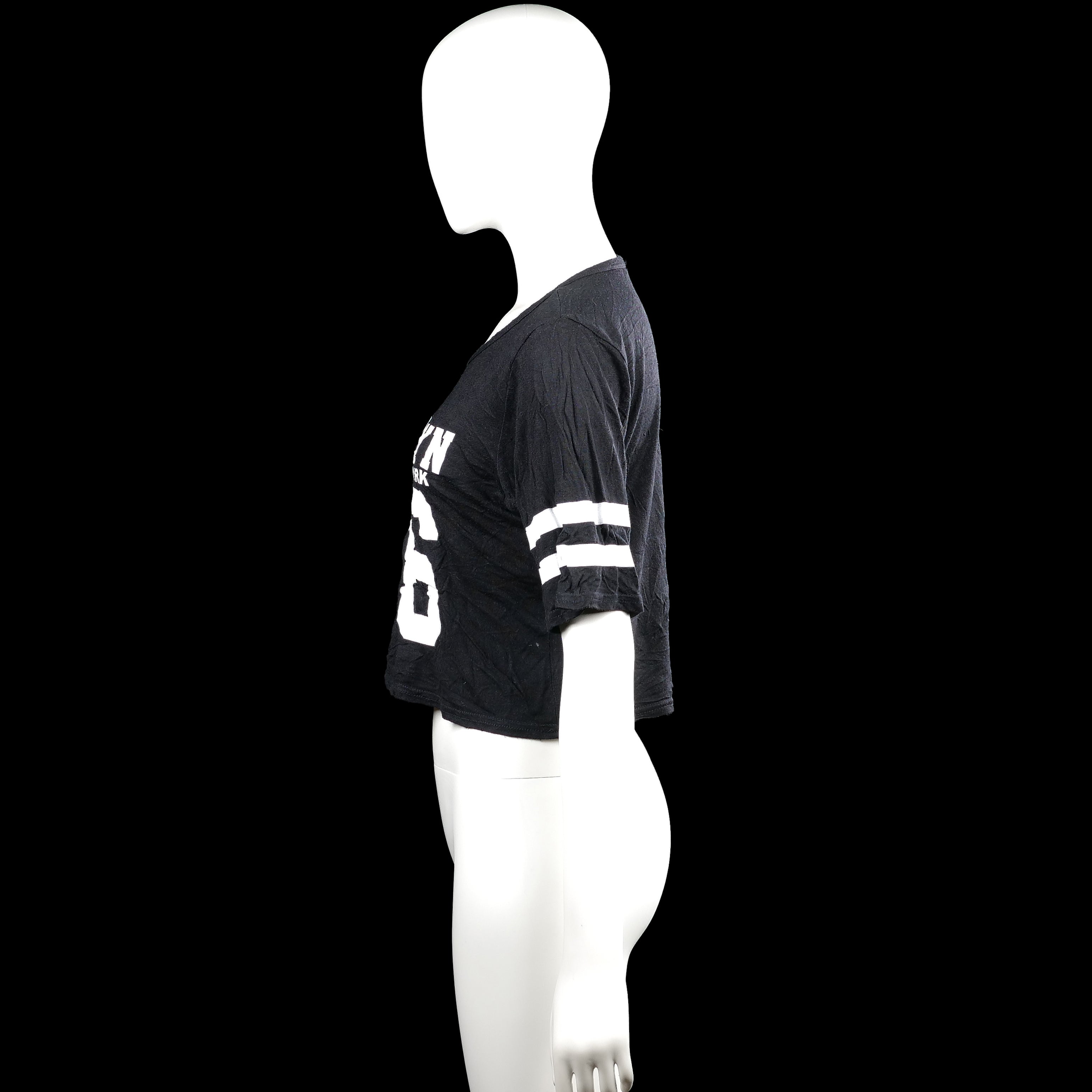 T-shirt - Black & White - Size 34