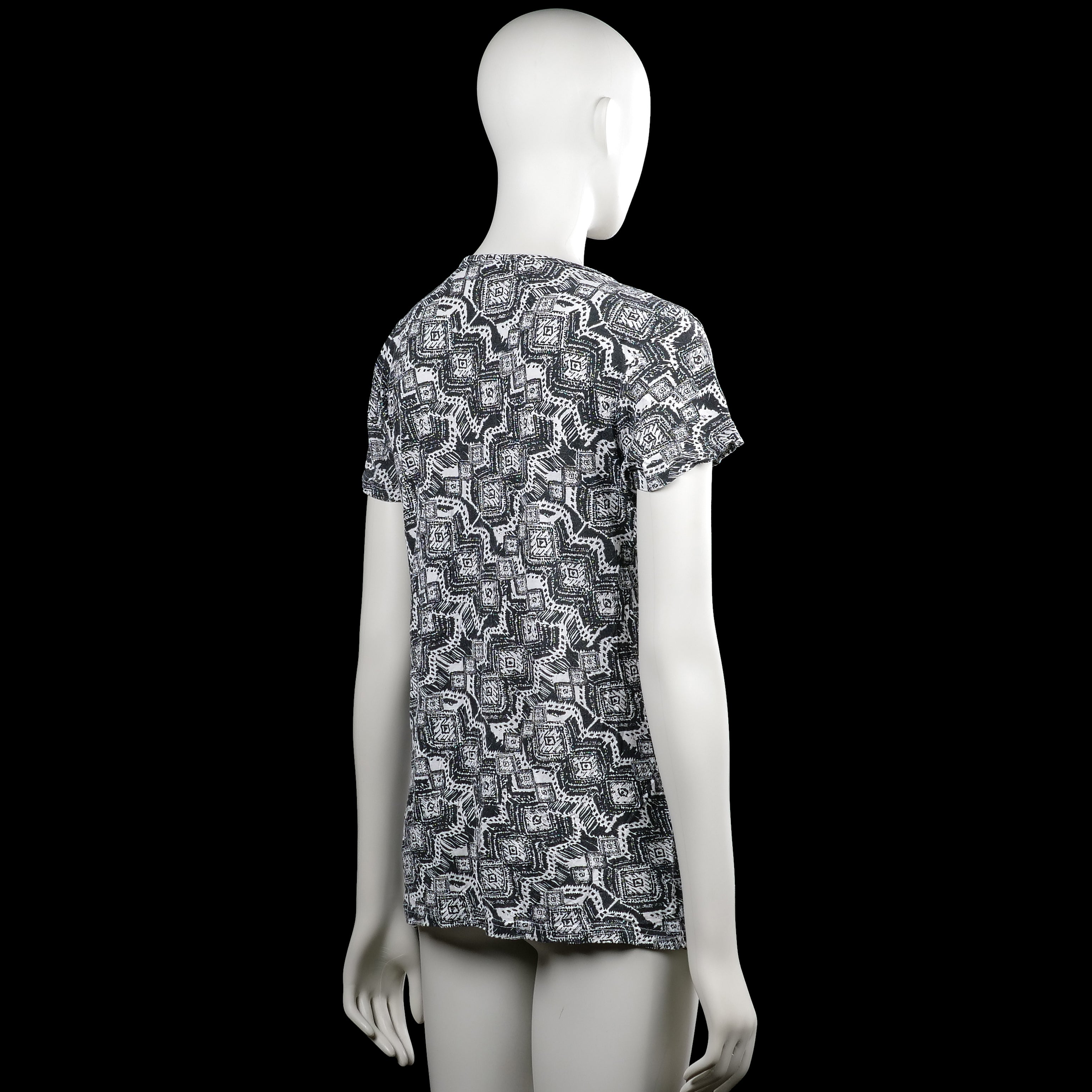 T-shirt - Black & White - Size L