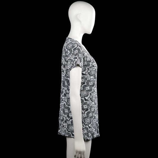 T-shirt - Black & White - Size L