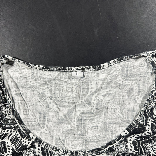 T-shirt - Black & White - Size L