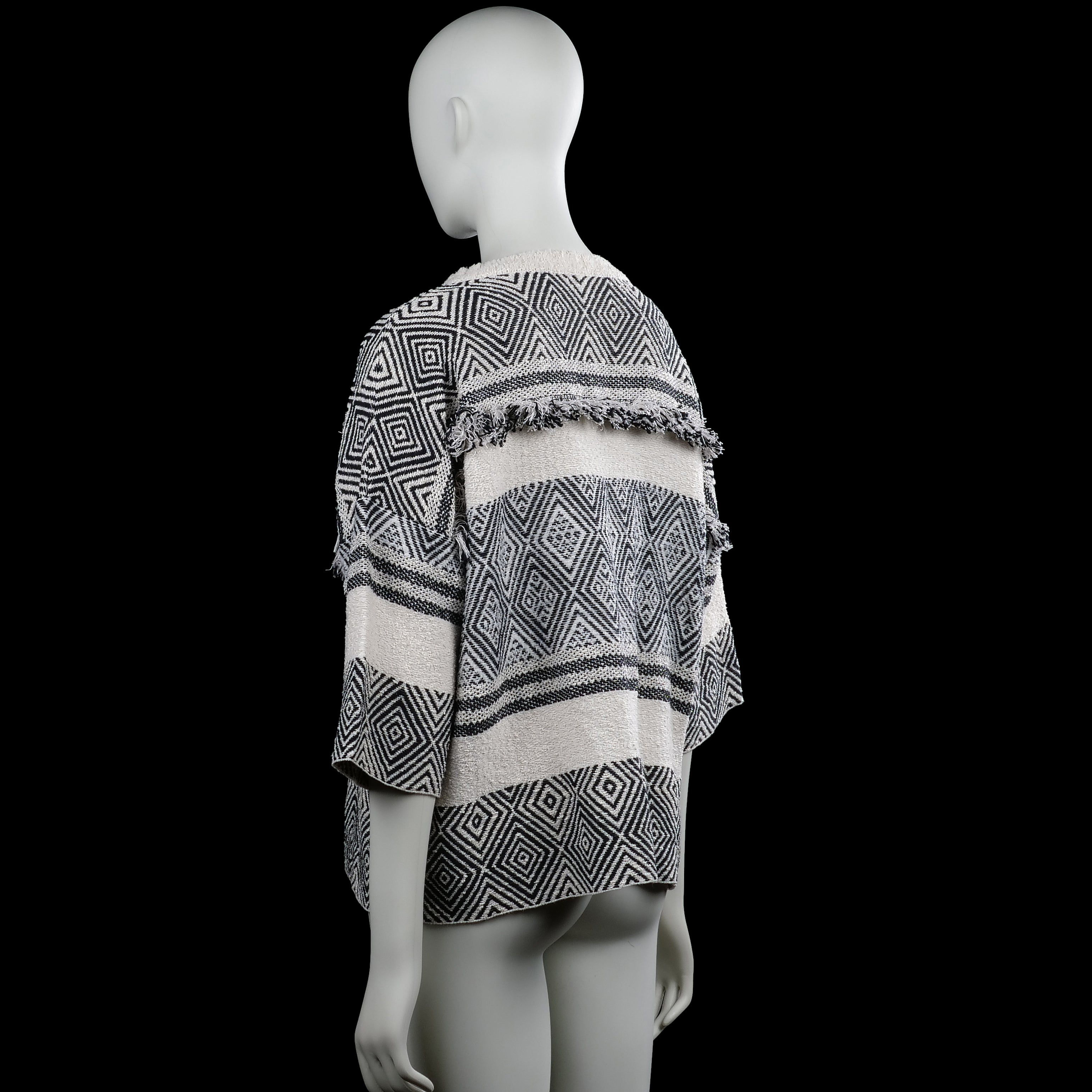 Sweater - Ivory & Black - Size L