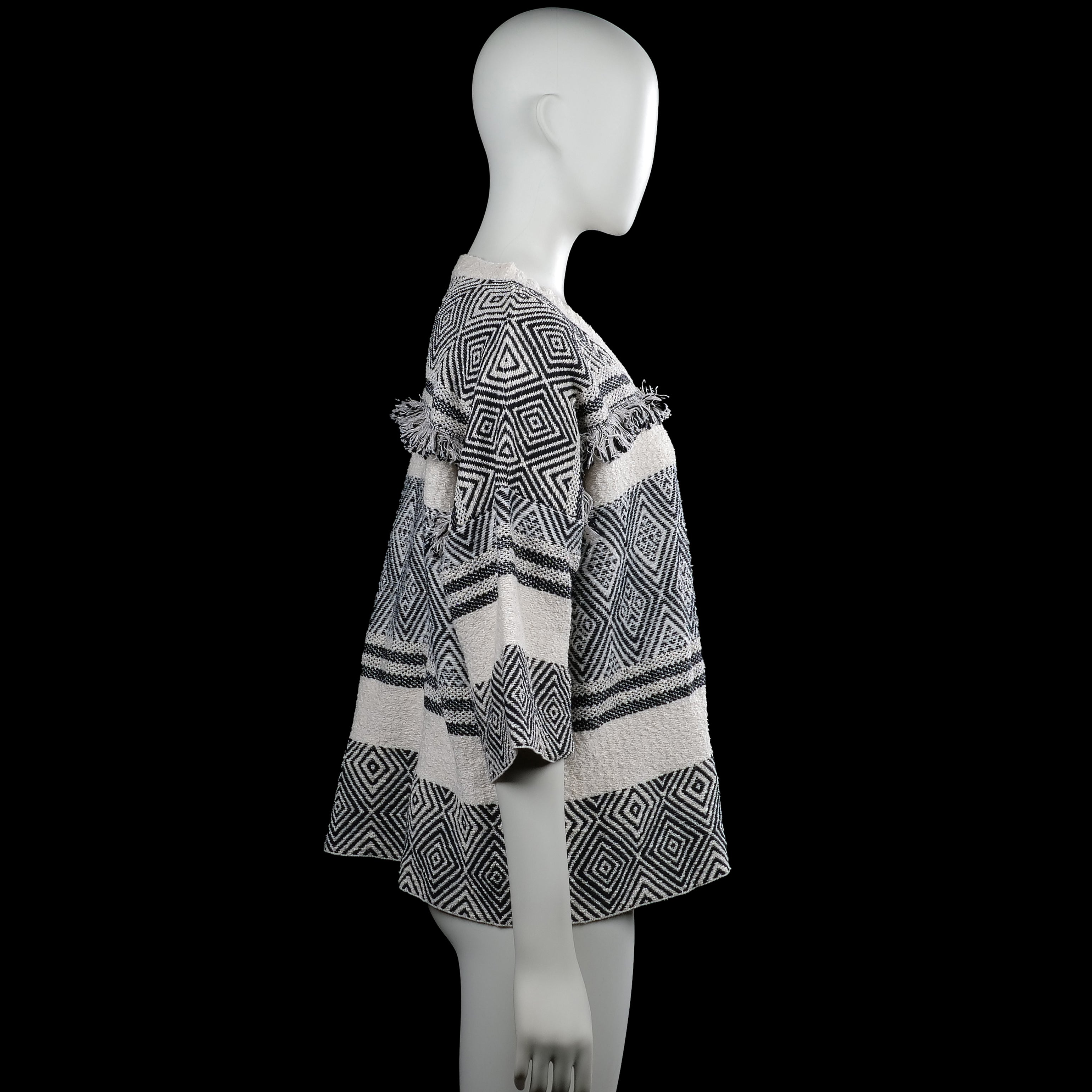 Sweater - Ivory & Black - Size L