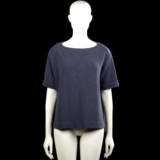 Sissy-boy - T-shirt - Navy - Size M - Navy solid top with a boat neckline and short sleeves with plain turned-up cuffs. Features a high-low hem with small side slits.