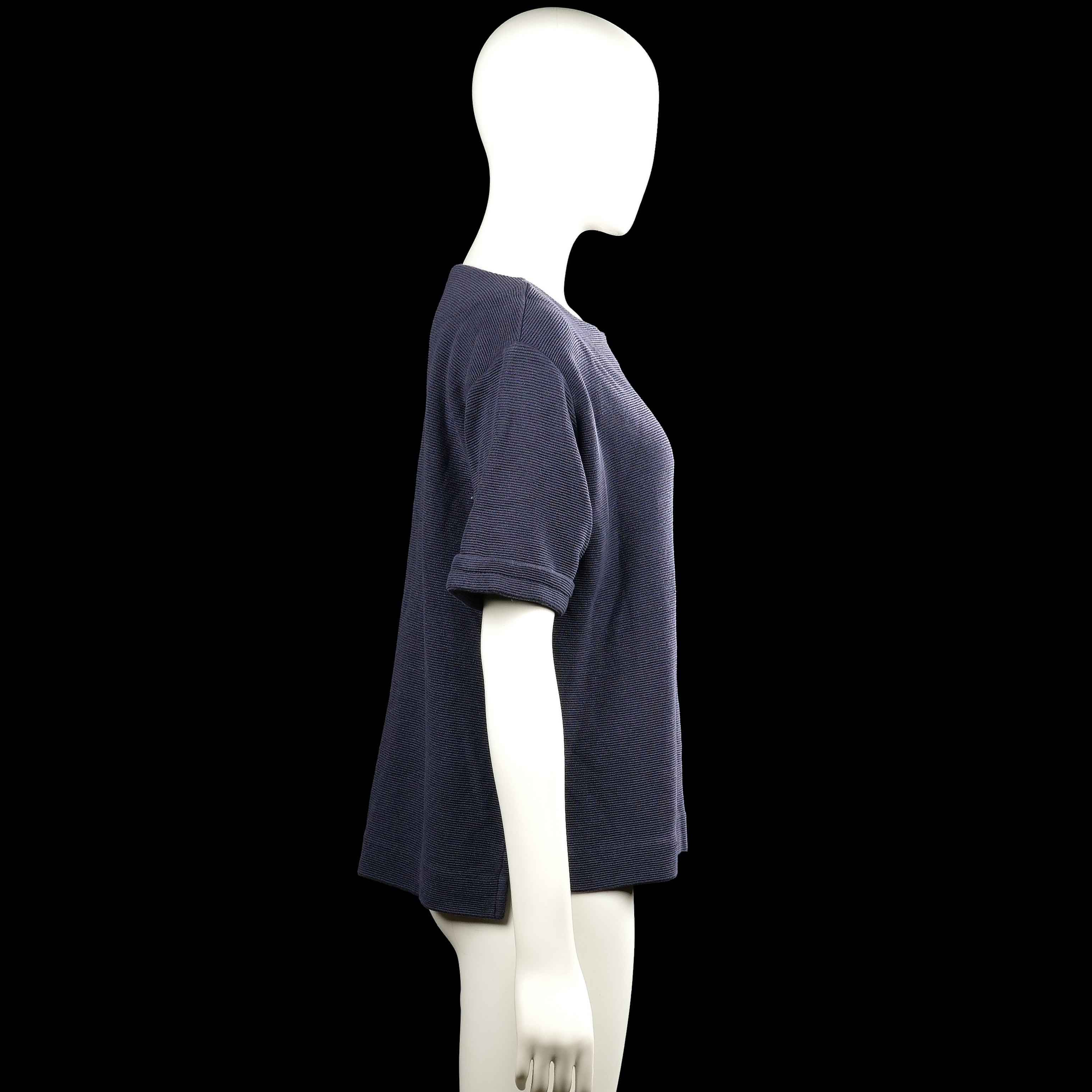T-shirt - Navy - Size M