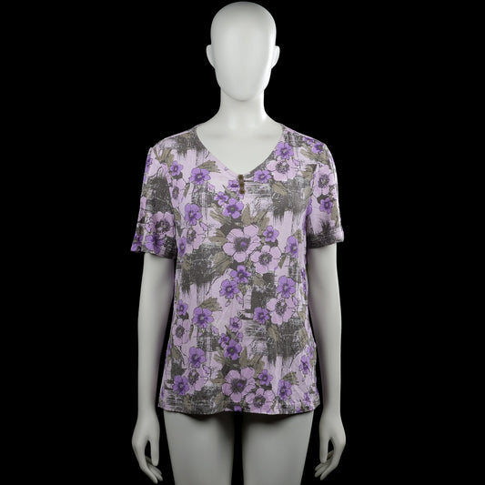 Kingfield - T-shirt - Purple & Gray - Size M - Purple and gray floral top with a V-neck and short sleeves. Features a short button placket at the neckline and a straight hem.