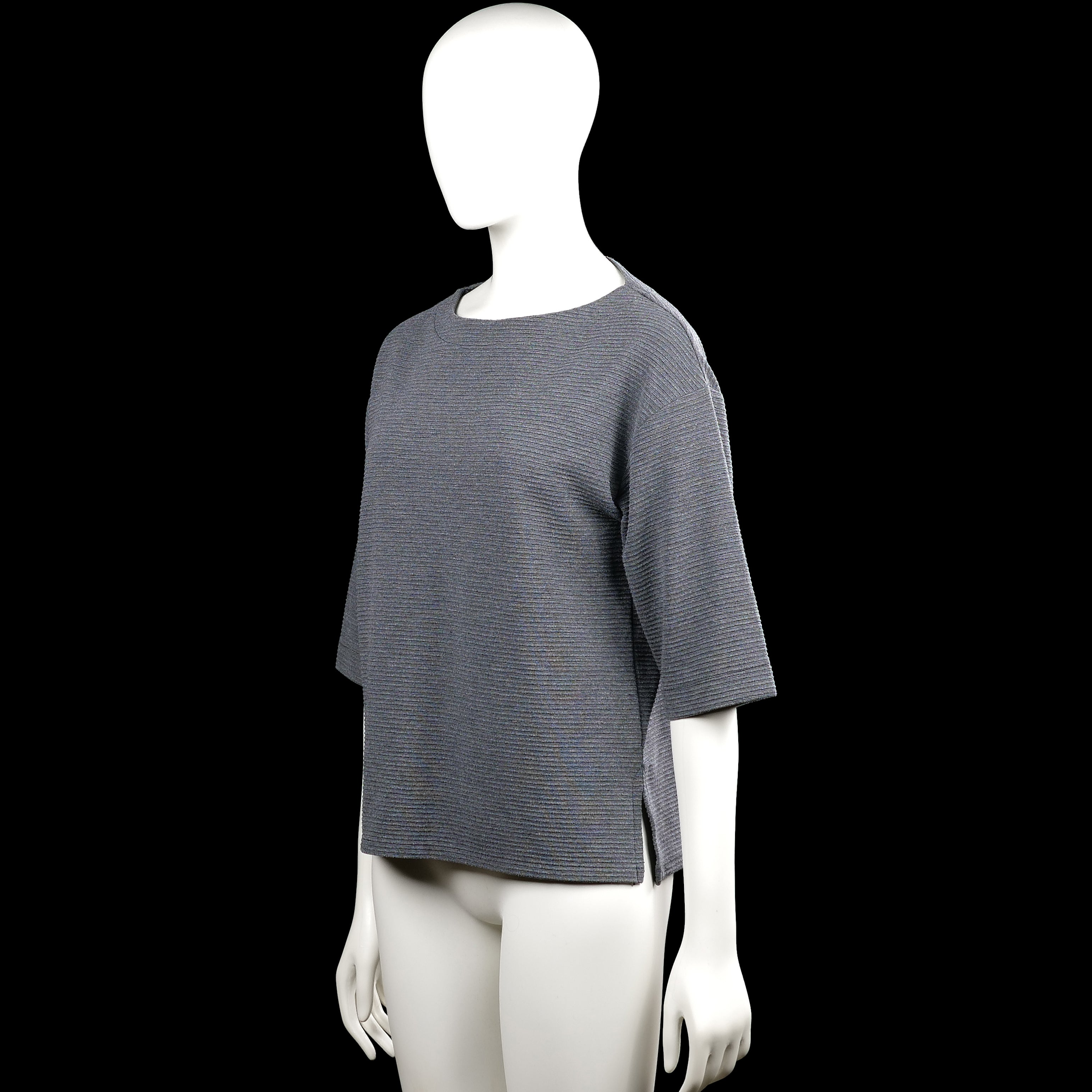 T-shirt - Gray - Size S