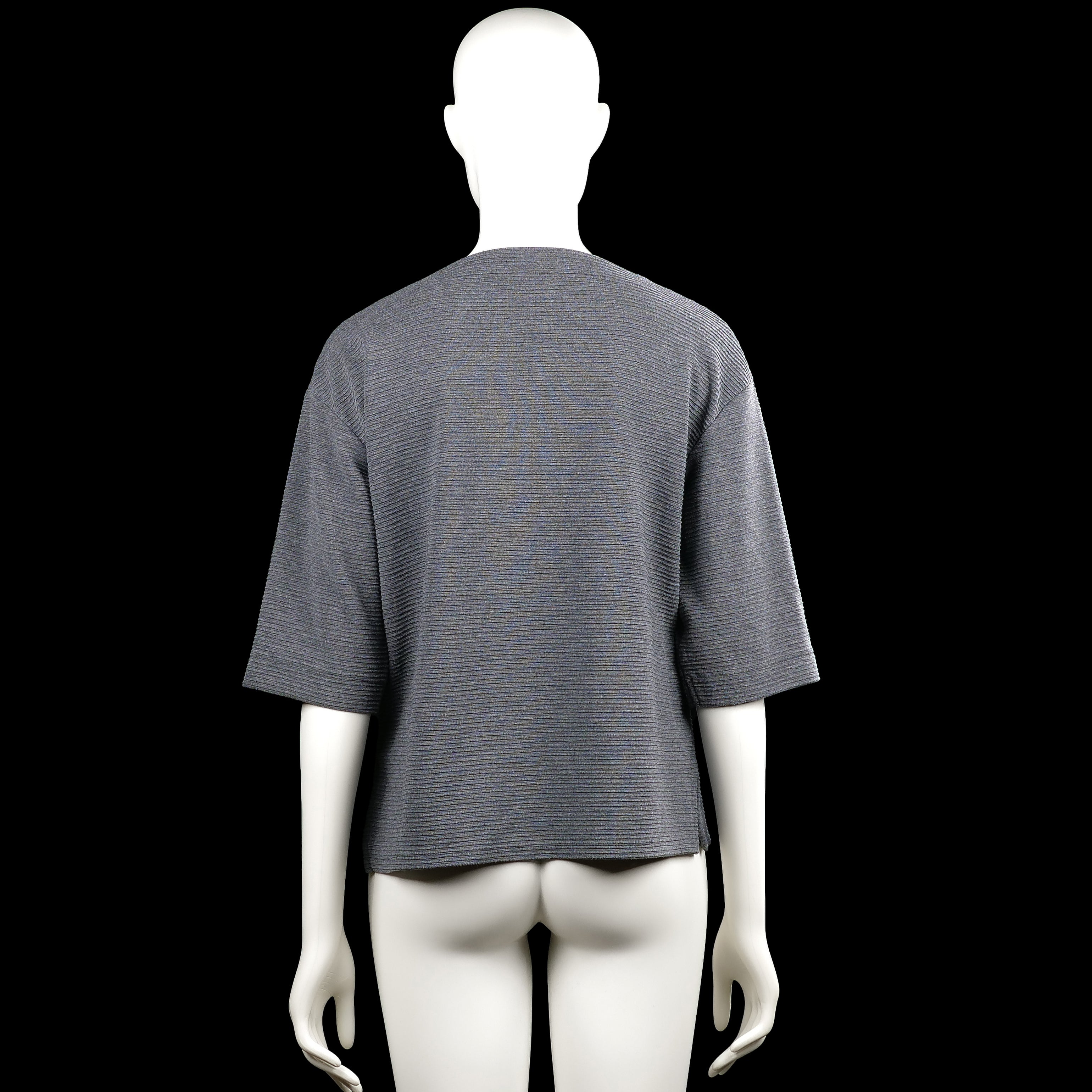 T-shirt - Gray - Size S