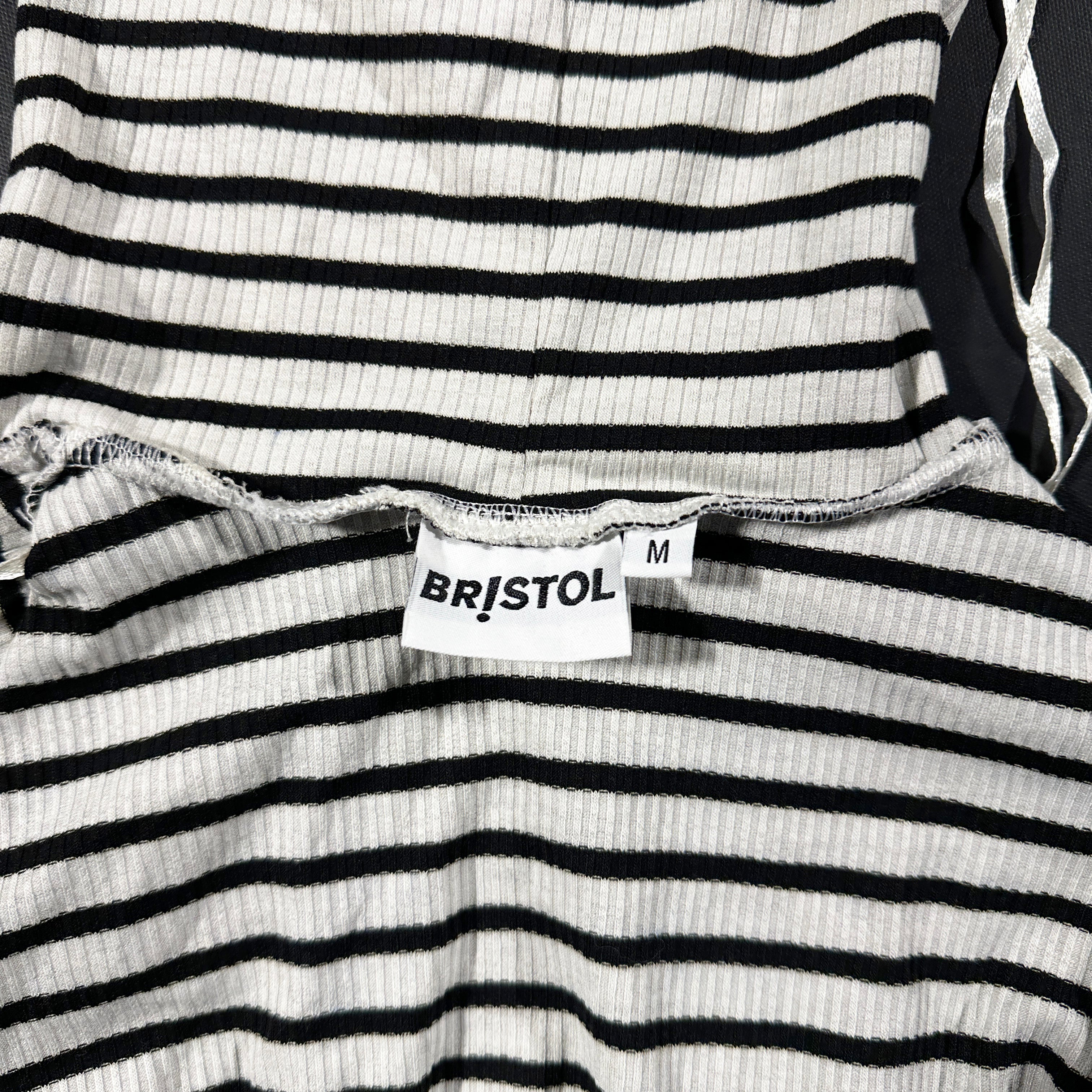Turtleneck - White & Black - Size M