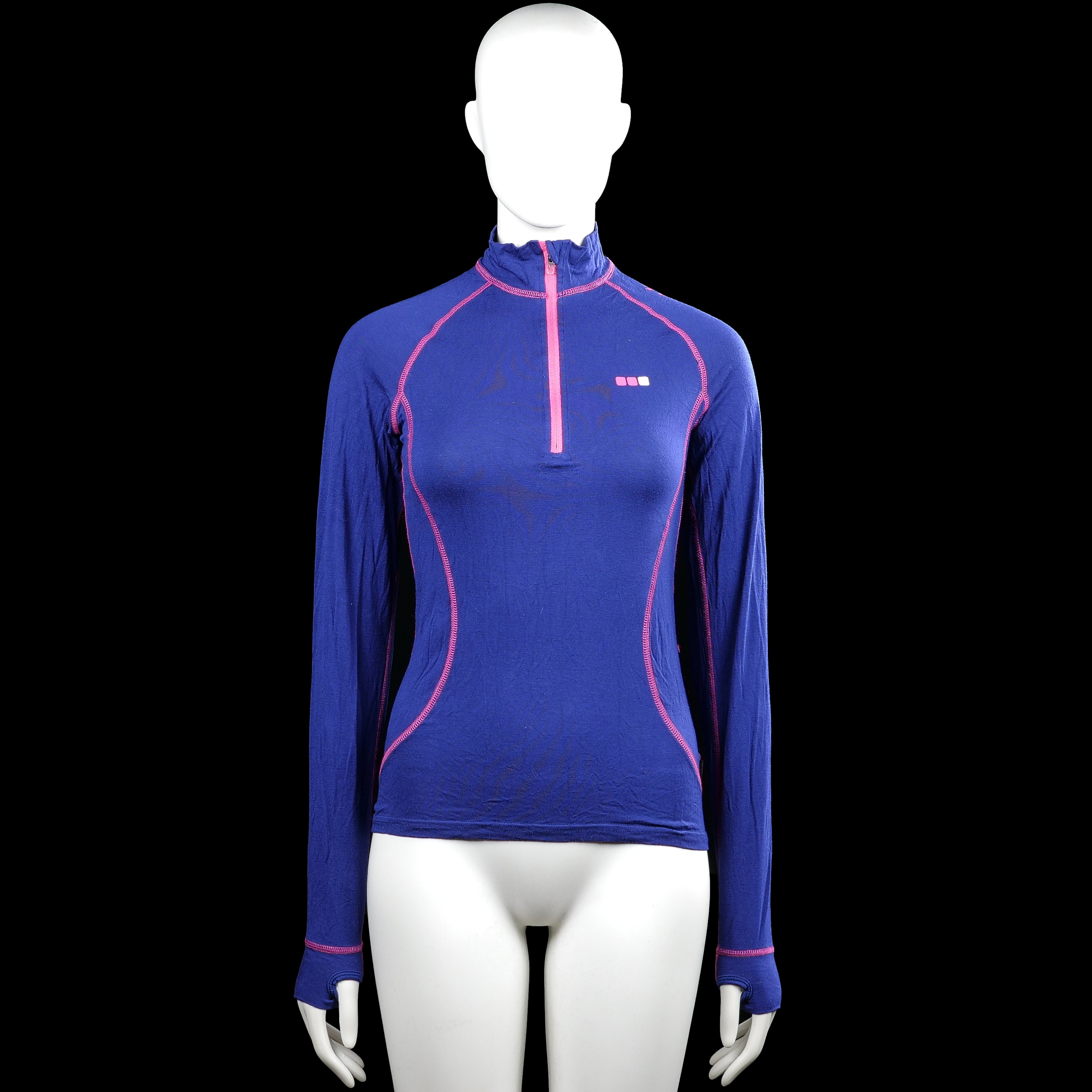 True north - Sports top - Royal Blue & Pink - Size M - Royal blue solid long-sleeve top with a high neck and a short front zip. Pink contrast stitching and straight hem with plain cuffs.