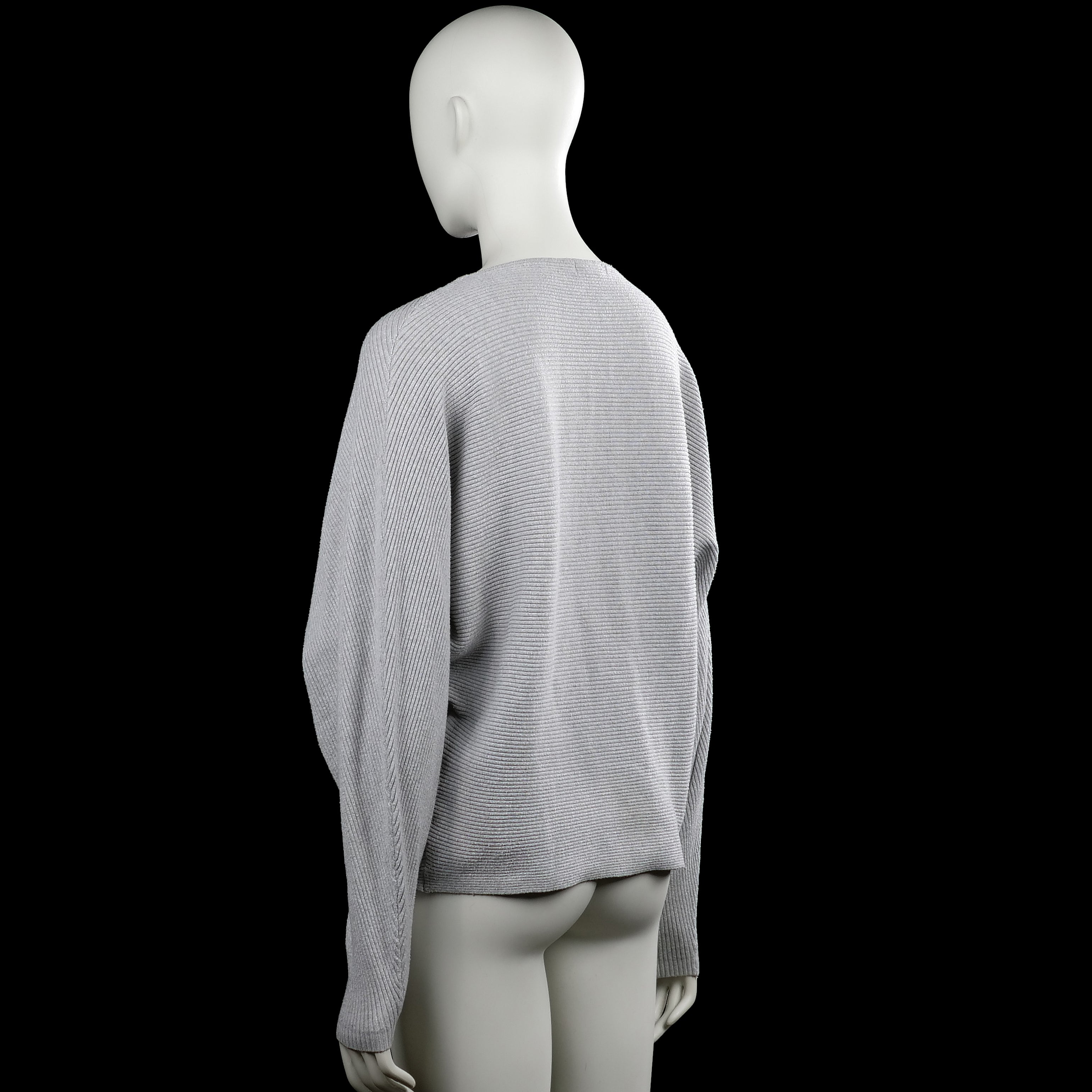 Sweater - Light Gray - Size M