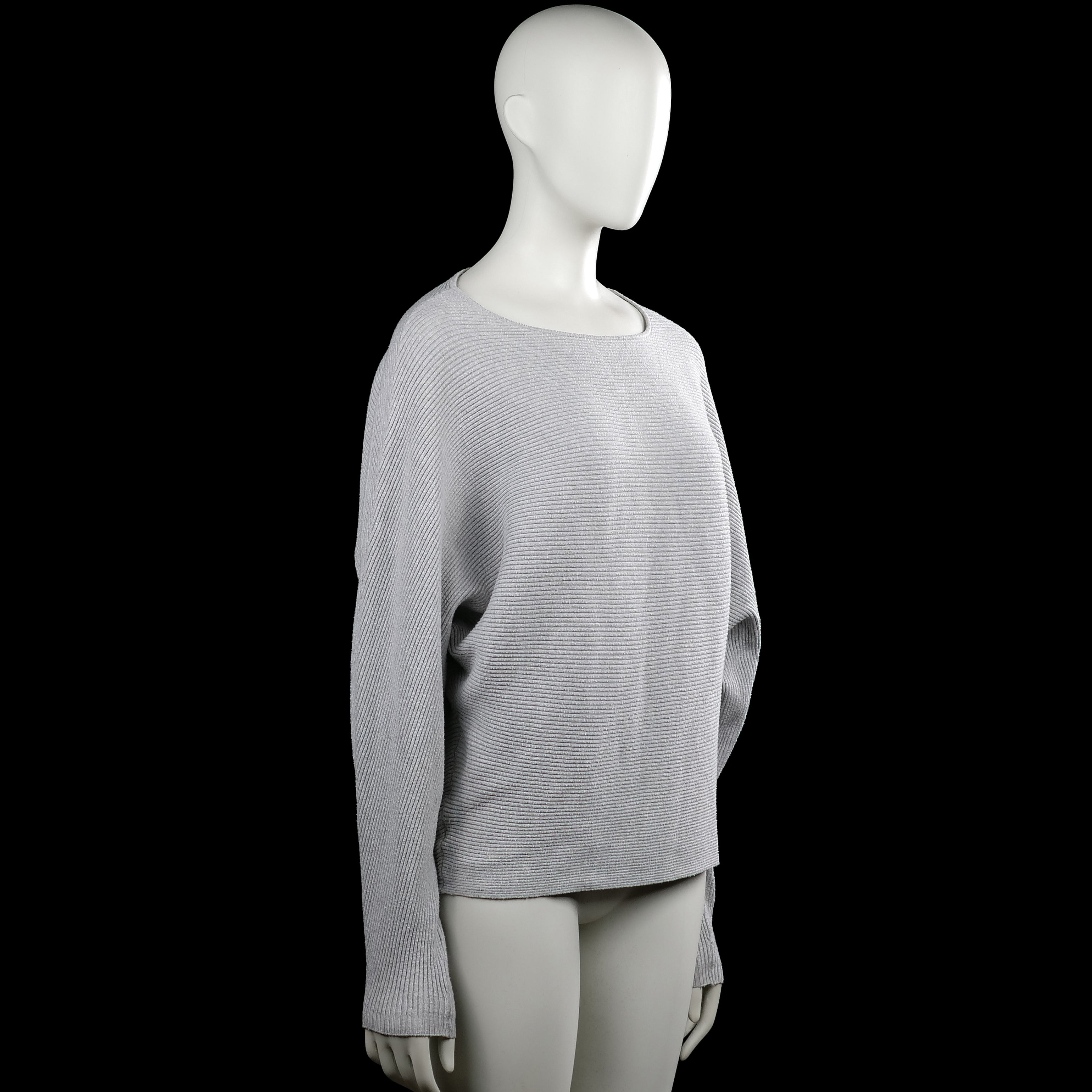 Sweater - Light Gray - Size M