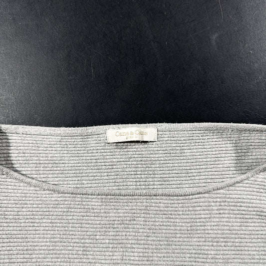 Sweater - Light Gray - Size M