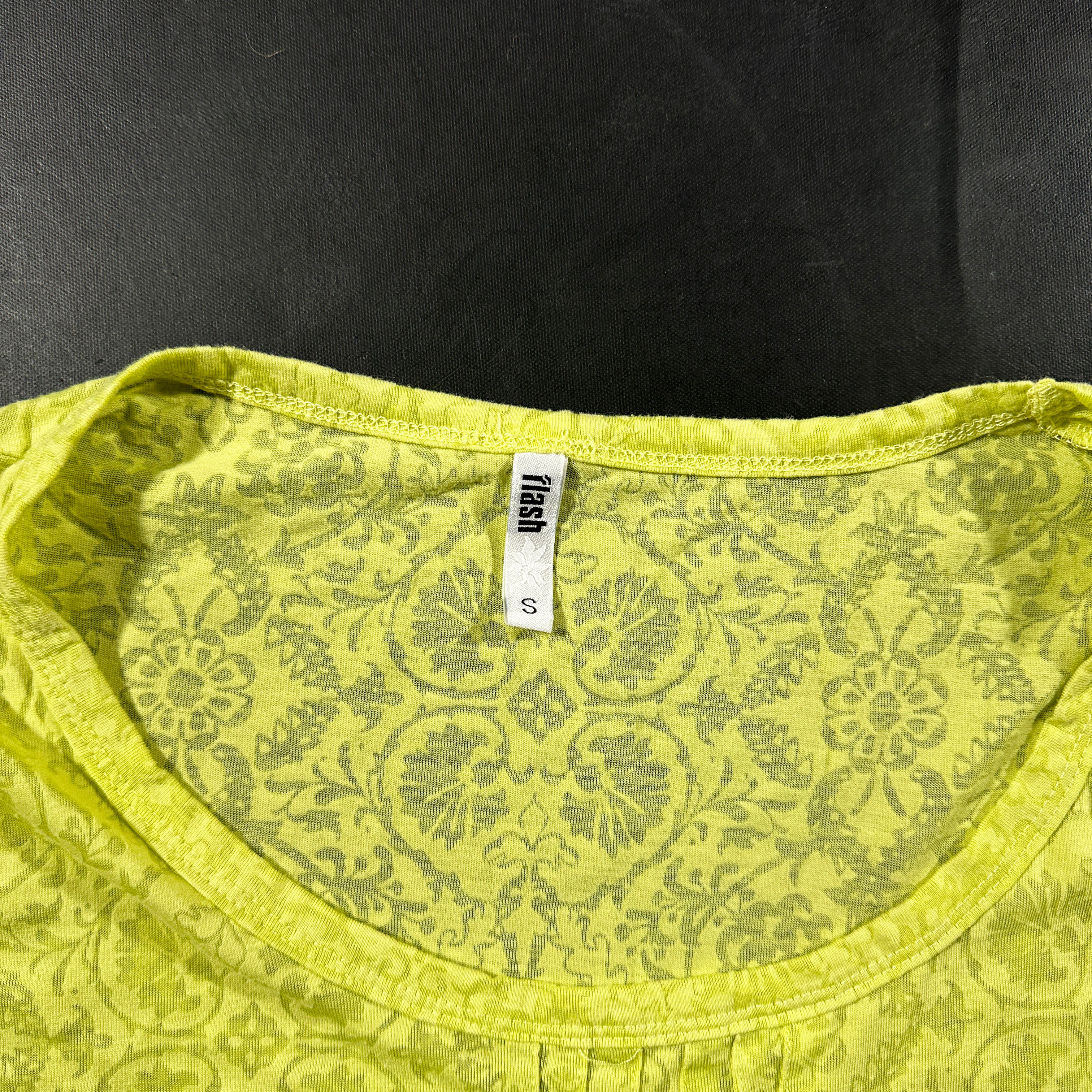 T-shirt - Lime - Size S