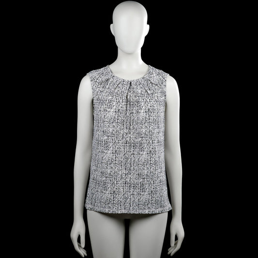 Stockholm - Tank top - White & Black - Size S - White and black sleeveless top with an all-over print and a round neckline with gathered pleats at the front. Straight hem and a back keyhole opening with a button closure.
