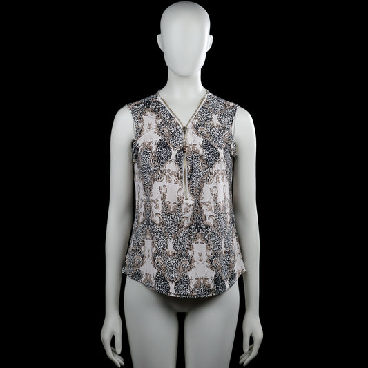 Creme fraiche - Blouse - White & Brown - Size M - Sleeveless white and brown printed top with a V-neckline and a partial front zipper. Curved hem and plain arm openings.