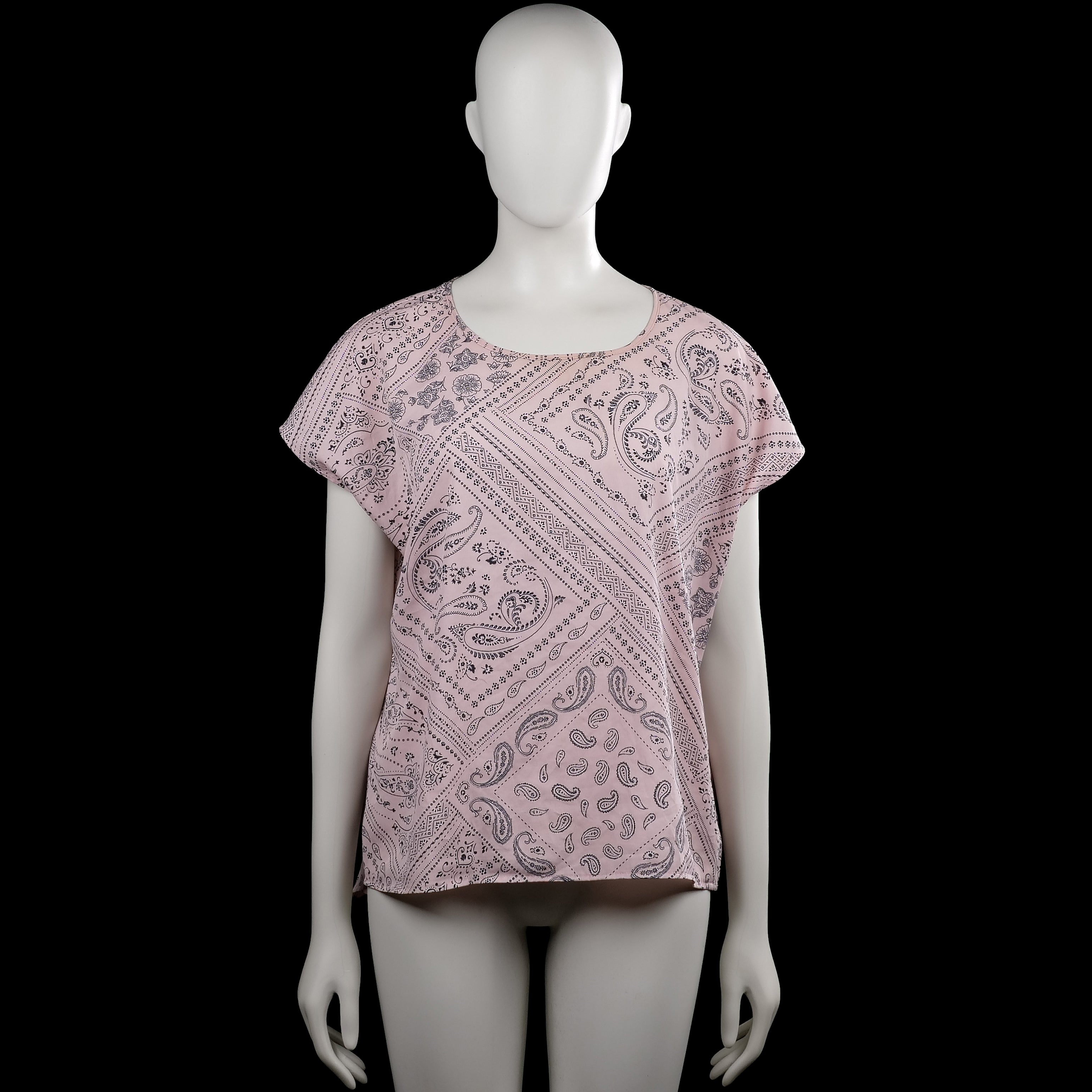 Yessica - T-shirt - Light Pink & Black - Size 42 - Light pink top with an all-over black paisley pattern and a scoop neckline. Features short sleeves with plain cuffs and a straight hem.