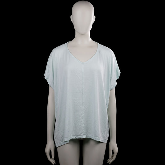 Mywear - T-shirt - Mint - Size XL - Mint solid top with a V-neckline and short sleeves. Features plain cuffs and a straight hem.
