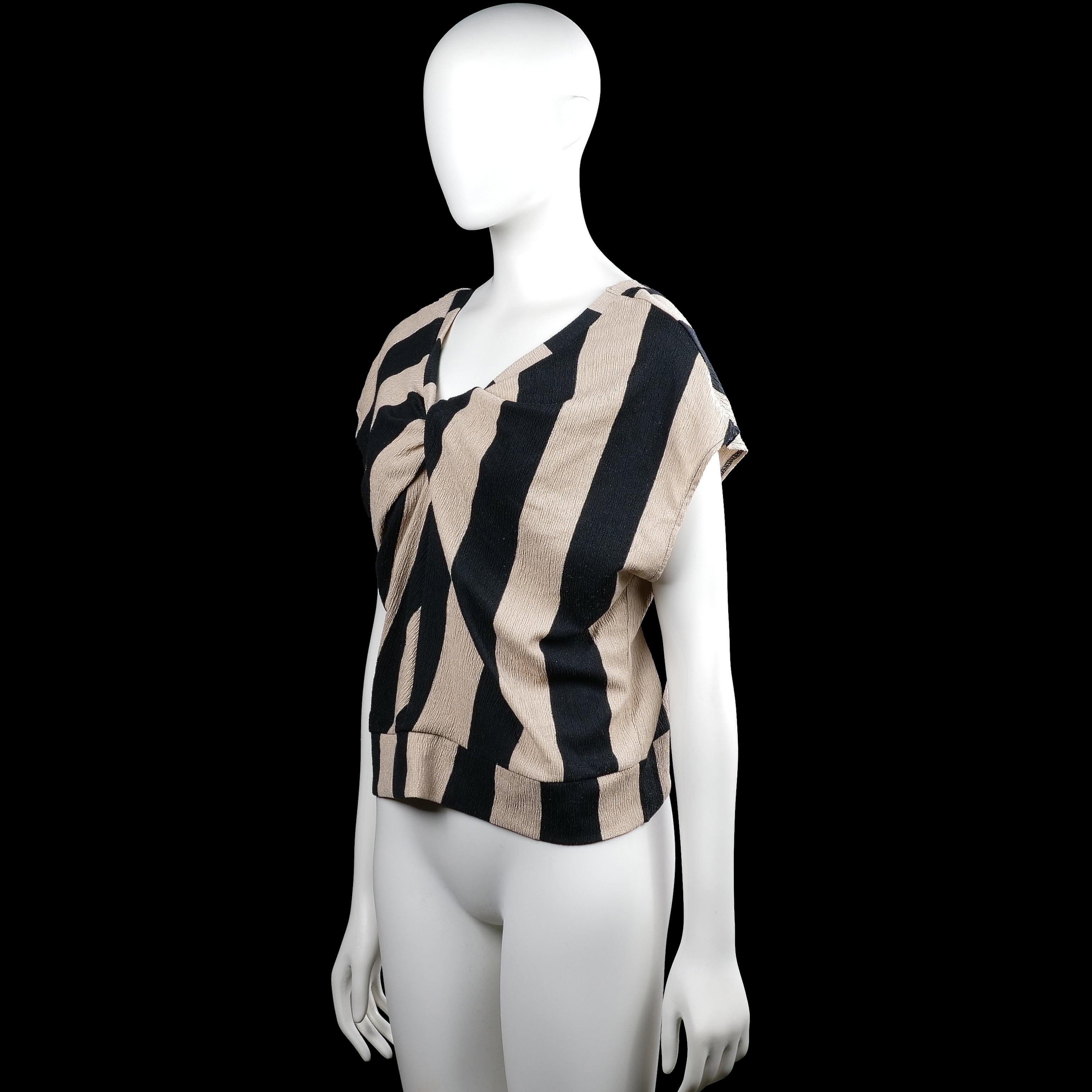 Blouse - Black & Beige - Size M