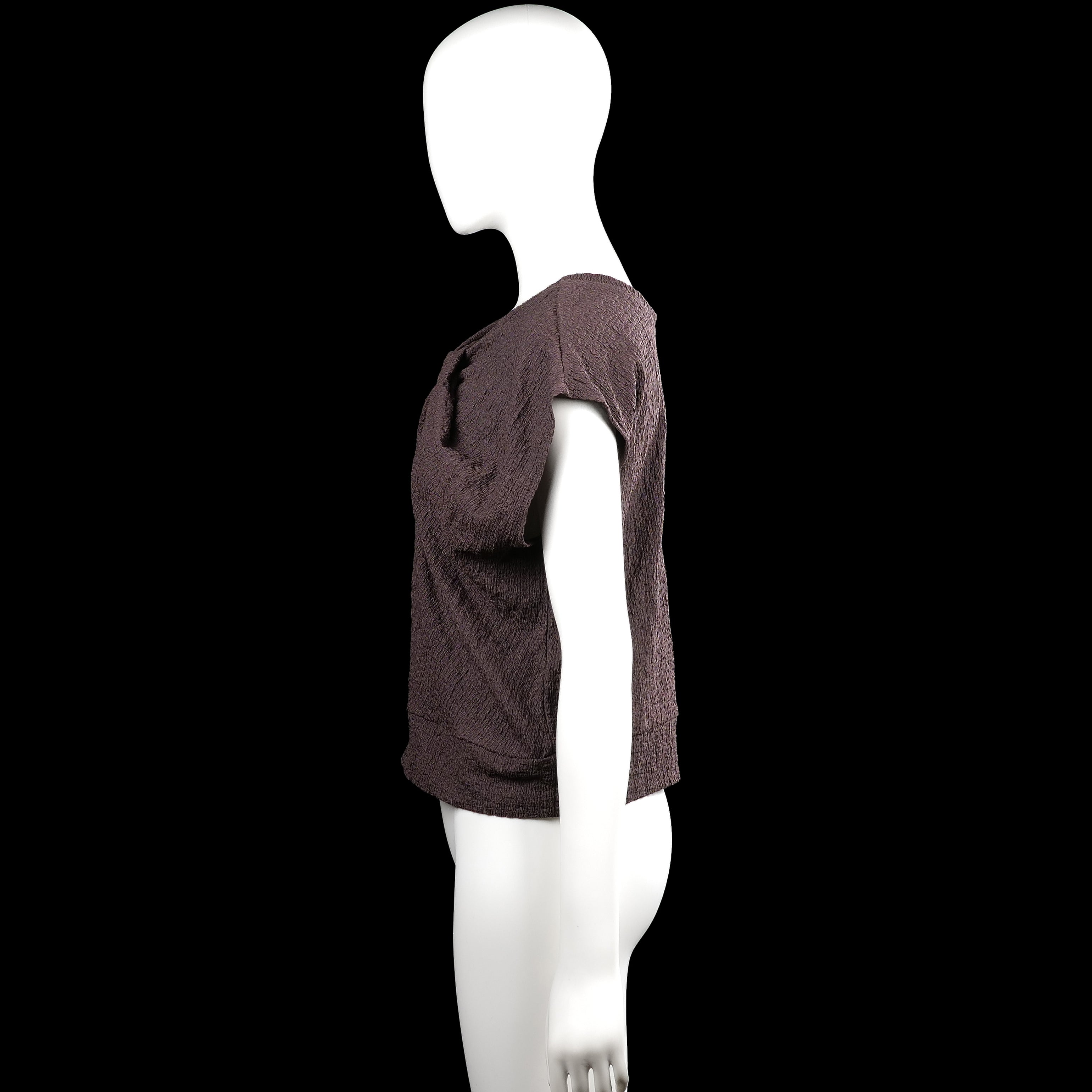 T-shirt - Brown - Size M