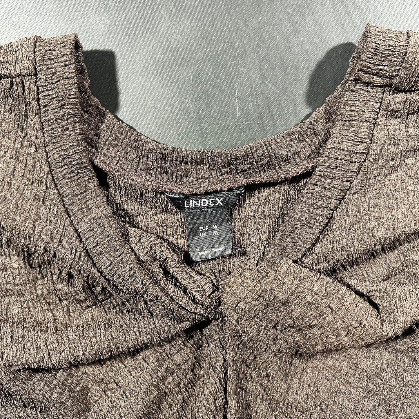 T-shirt - Brown - Size M
