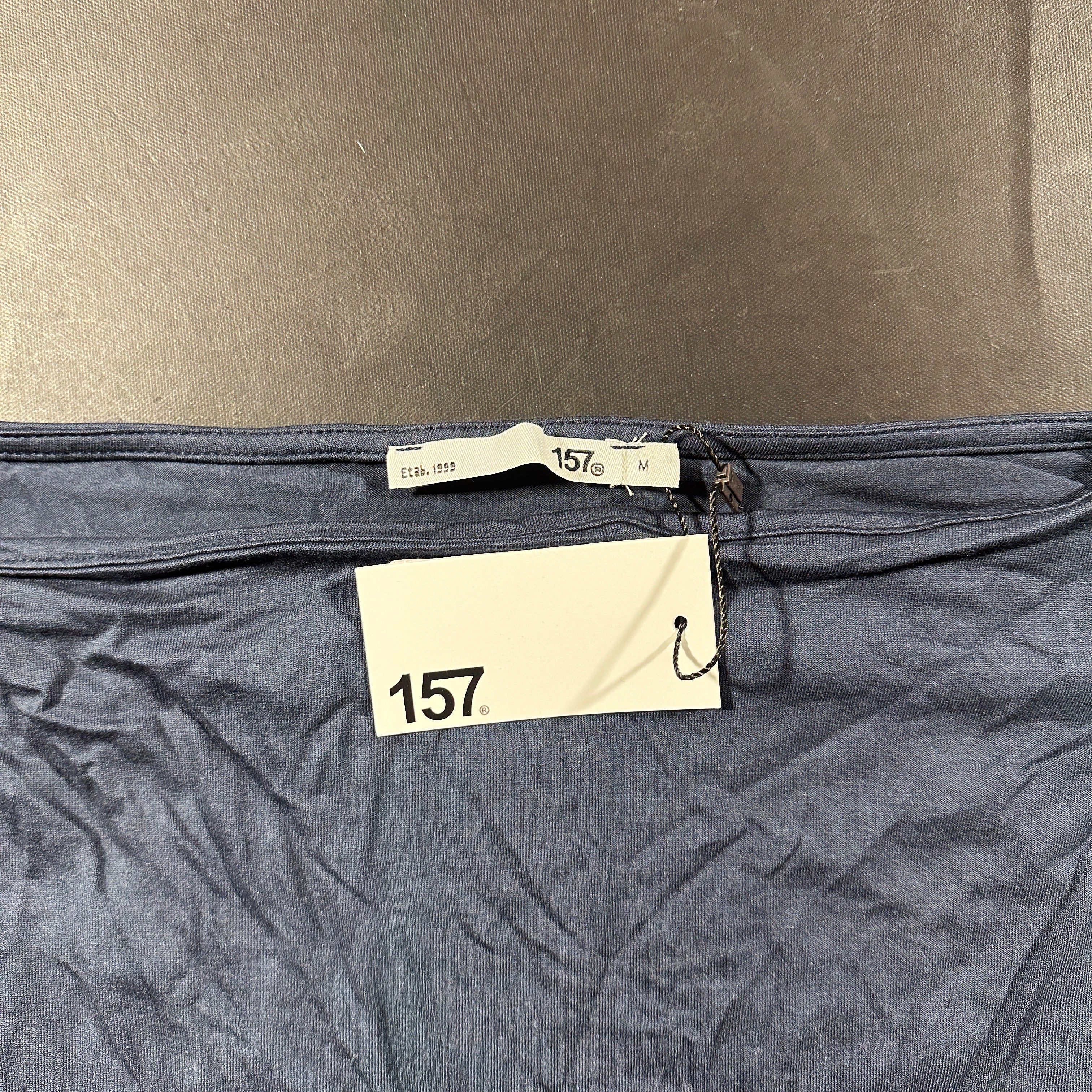 T-shirt - Navy - Size M - (NEW)