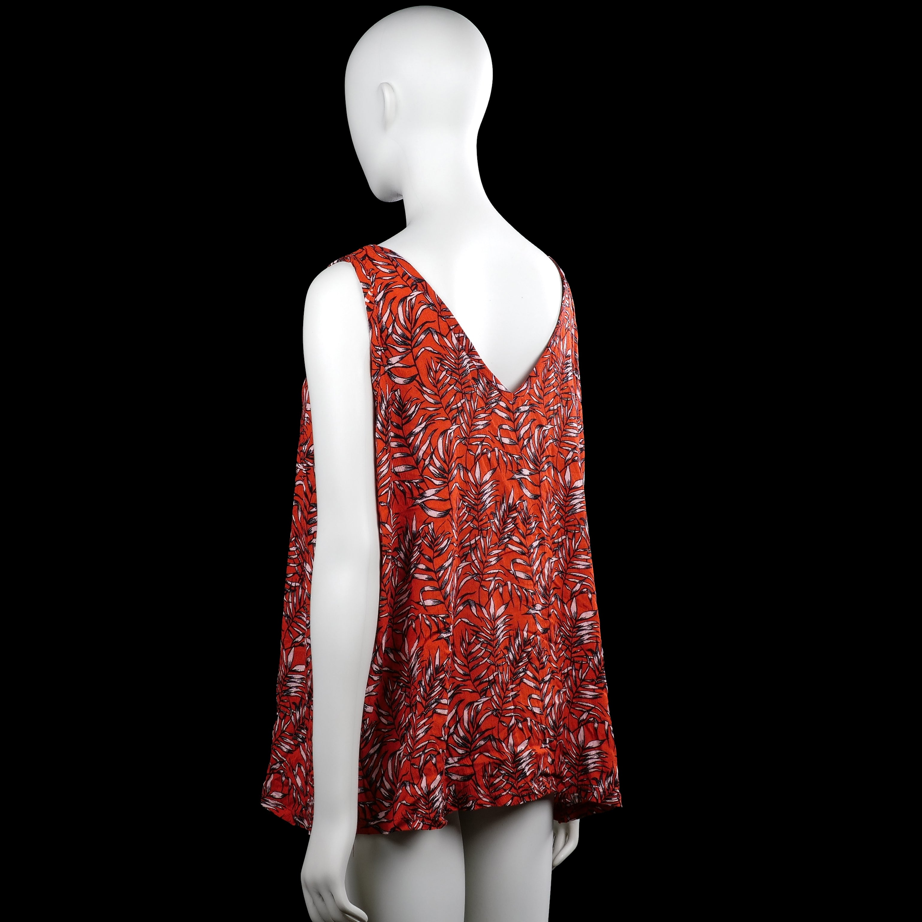 Tank top - Red & Black - Size 46
